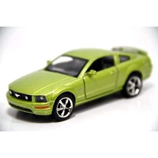 Modelo de Coche Ford Mustang GT 2006 KiNSMART 1:38 Rojo