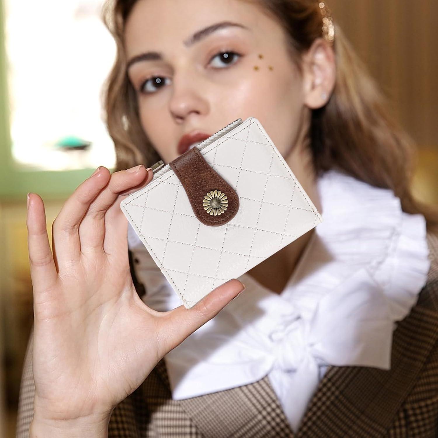 Billetera FALAN MULE Bifold RFID de Cuero para Mujeres