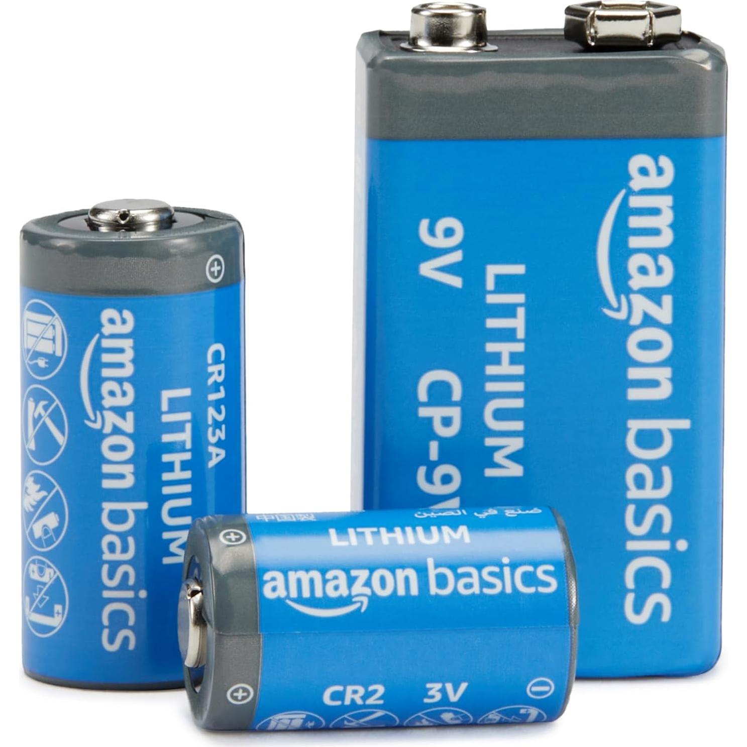 Paquete de 12 Baterías de Litio CR123A Amazon Basics 3V