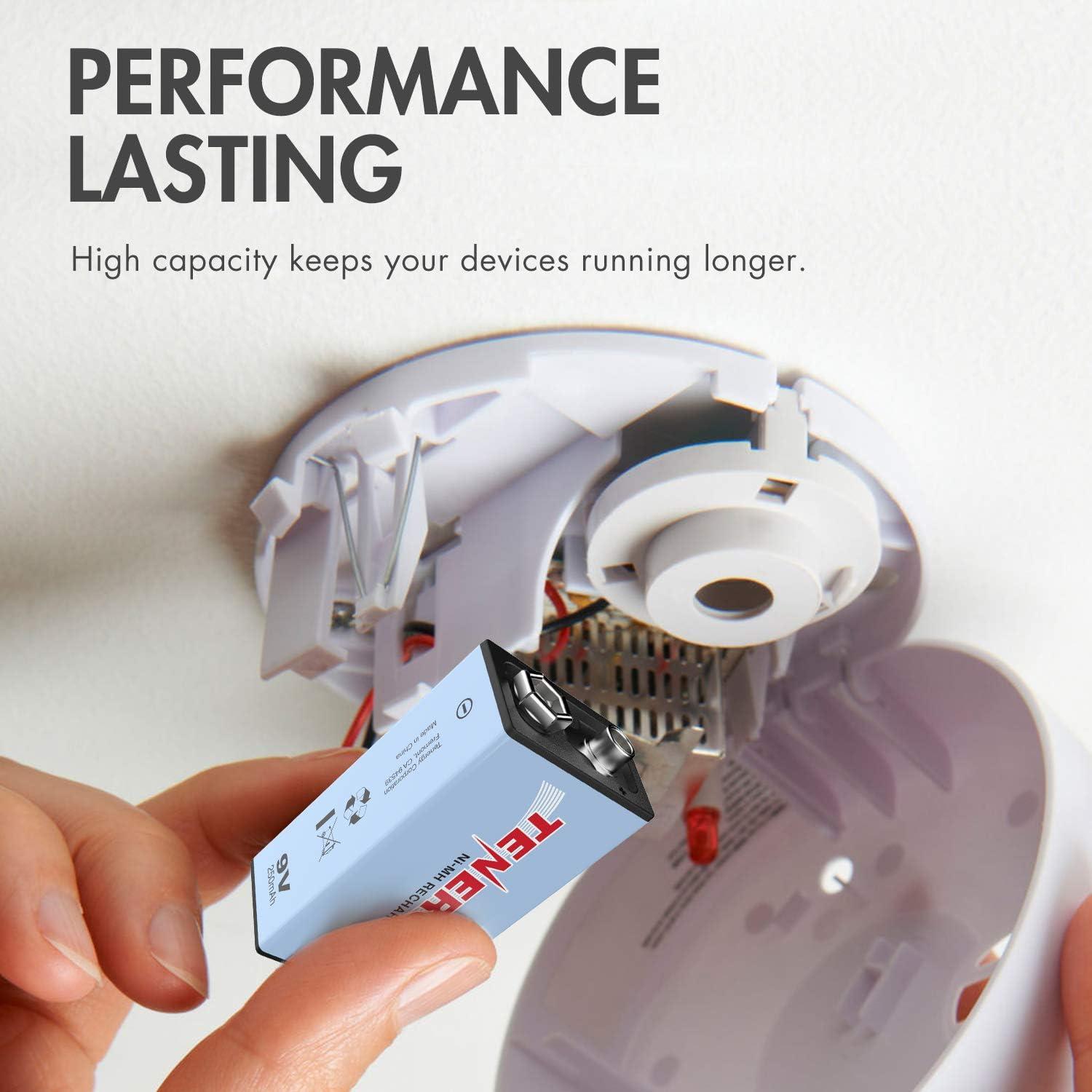 Cargador Tenergy TN136 Smart 4 Bahías + 4 Baterías 9V