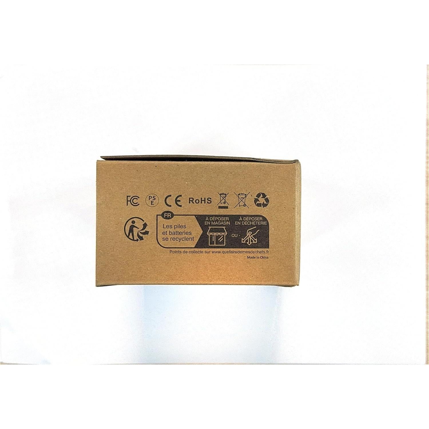 Baterías recargables 9V CZVV K007 - Paquete de 4 con cargador