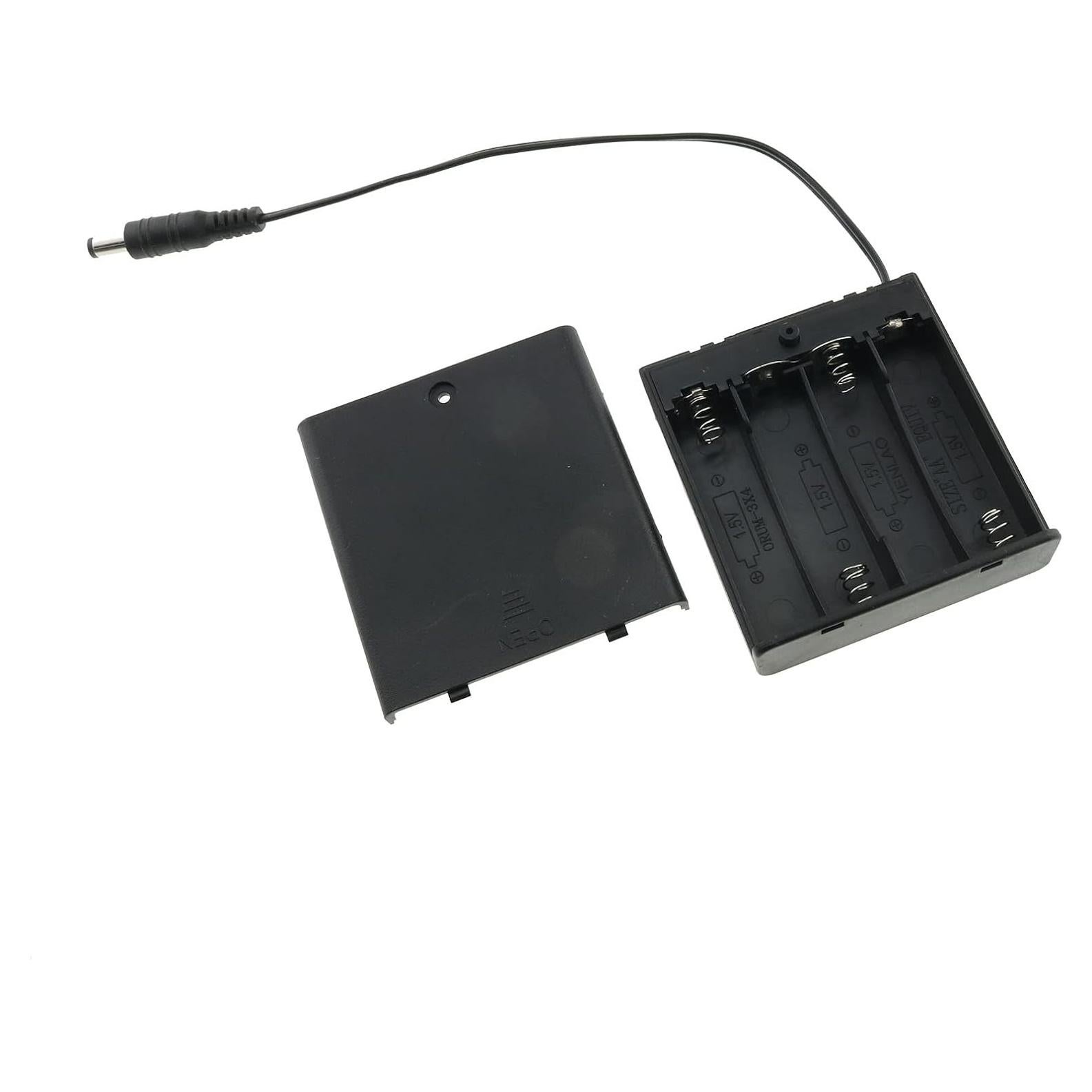 Conector Masculino DC 5.5x2.1mm E-excepcional con Caja de Batería 4 AA