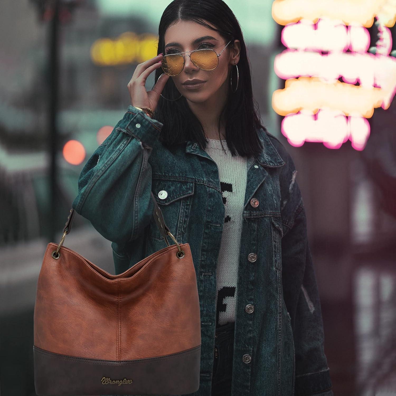 Bolso Hobo Wrangler de Cuero Vegano Bicolor para Mujeres