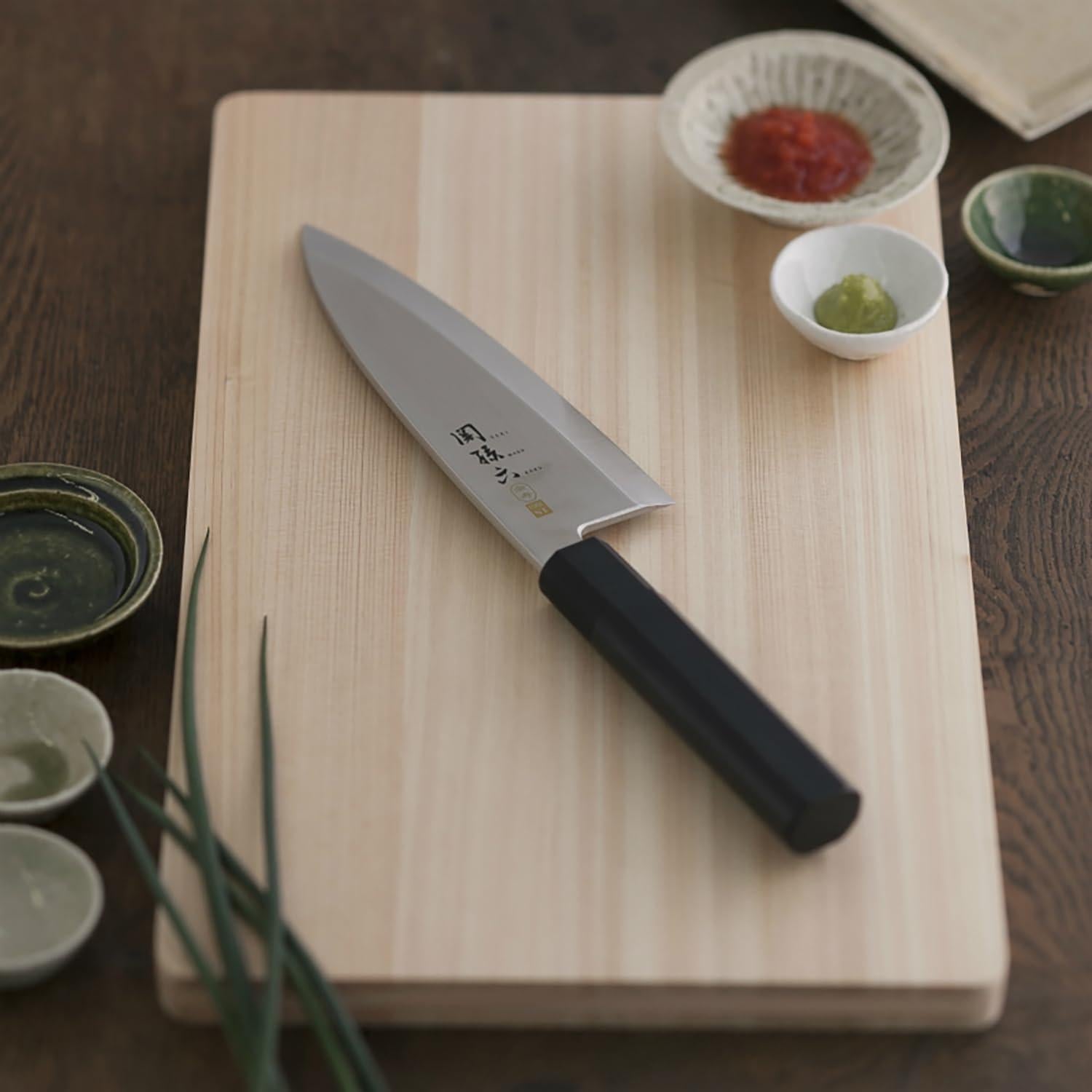 Cuchillo Deba Japonés KAI Seki Magoroku 180mm Acero Inoxidable