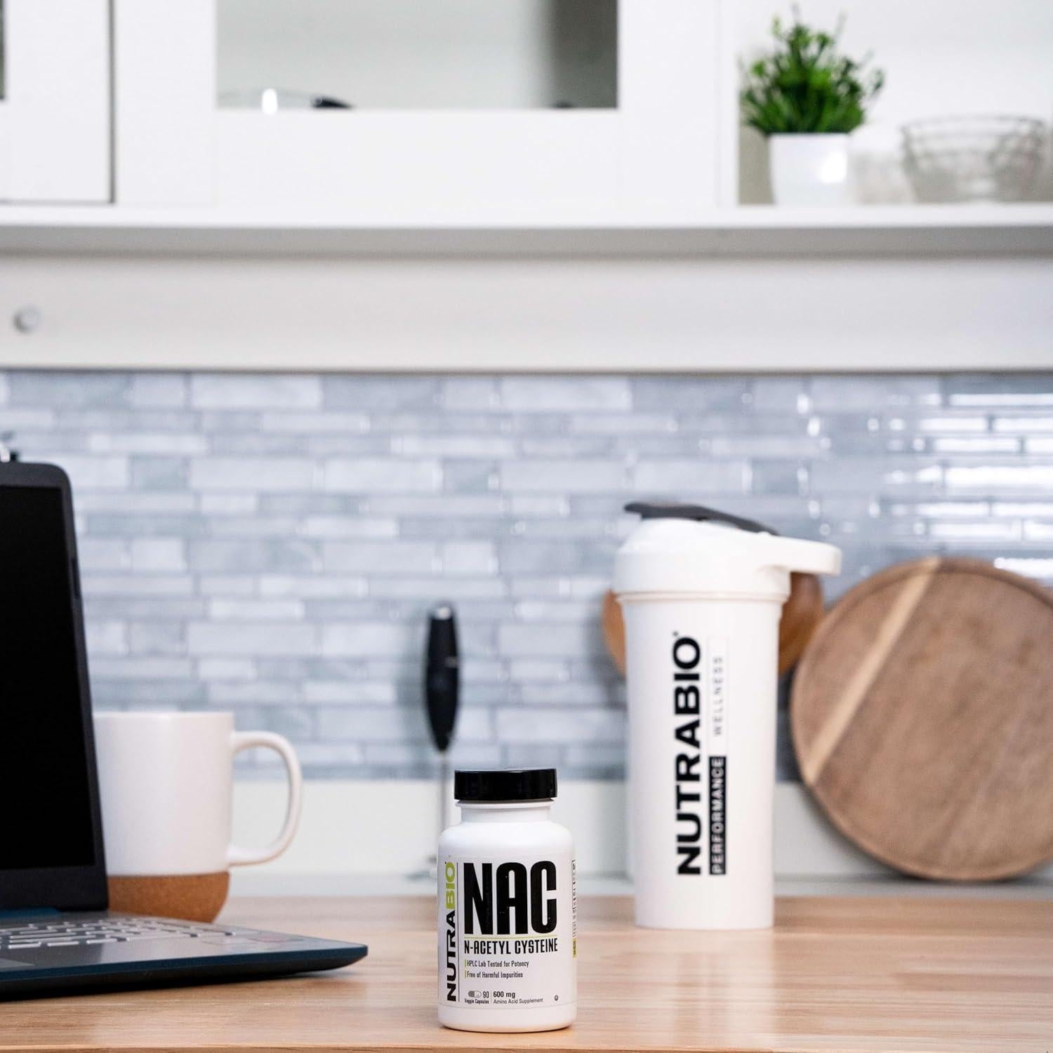 Suplemento N-Acetil Cisteína NutraBio 90 Cápsulas 600mg