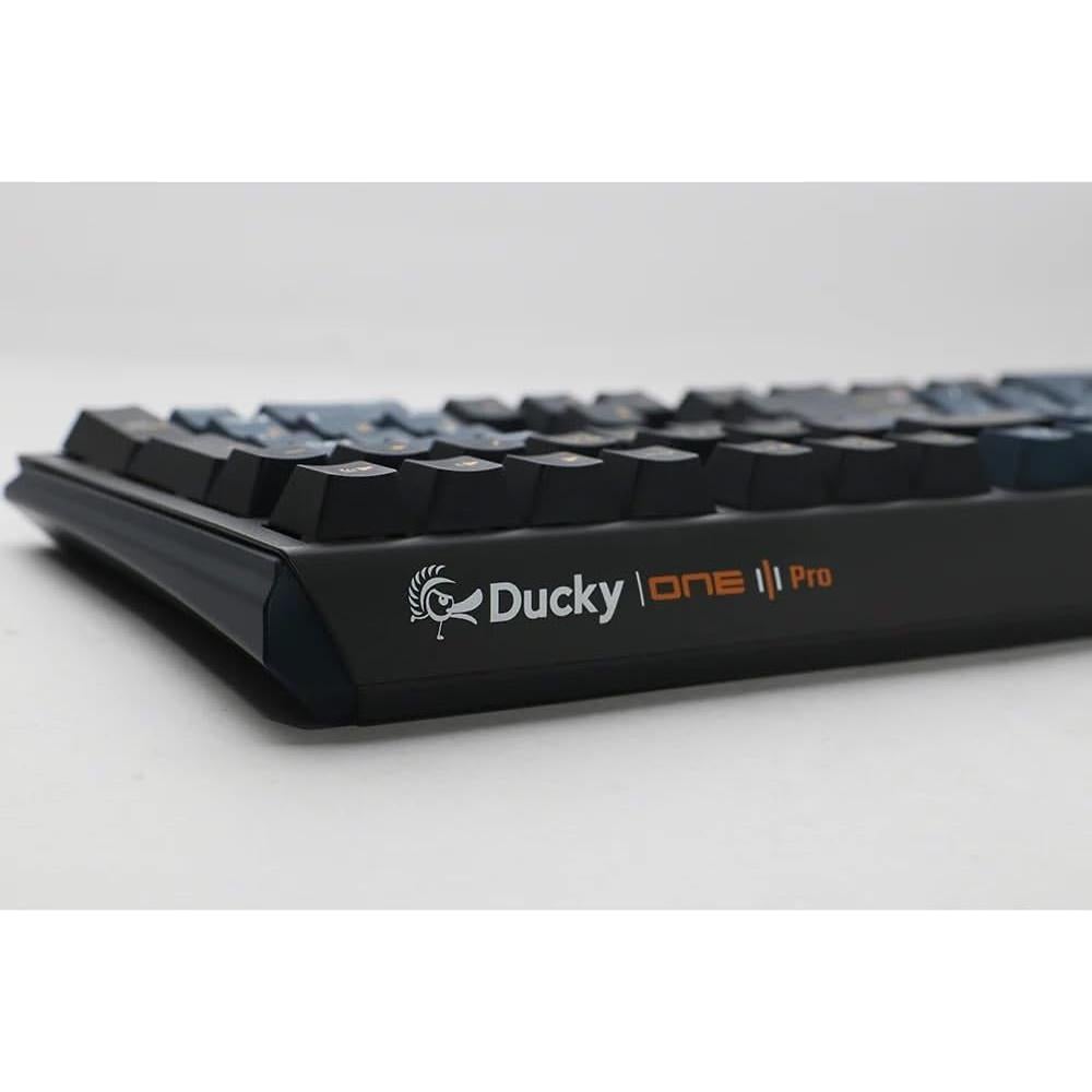 Teclado Mecánico Ducky One 3 Pro 8K RGB PBT Cherry MX2A Rojo