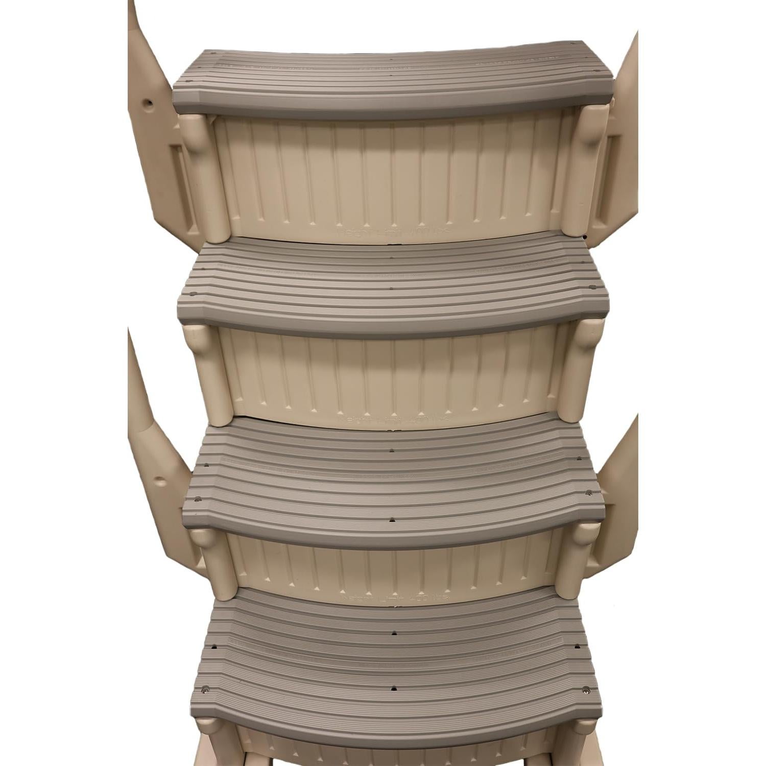 Escalón Confer Plastics Curve CCX-AG para piscina elevada