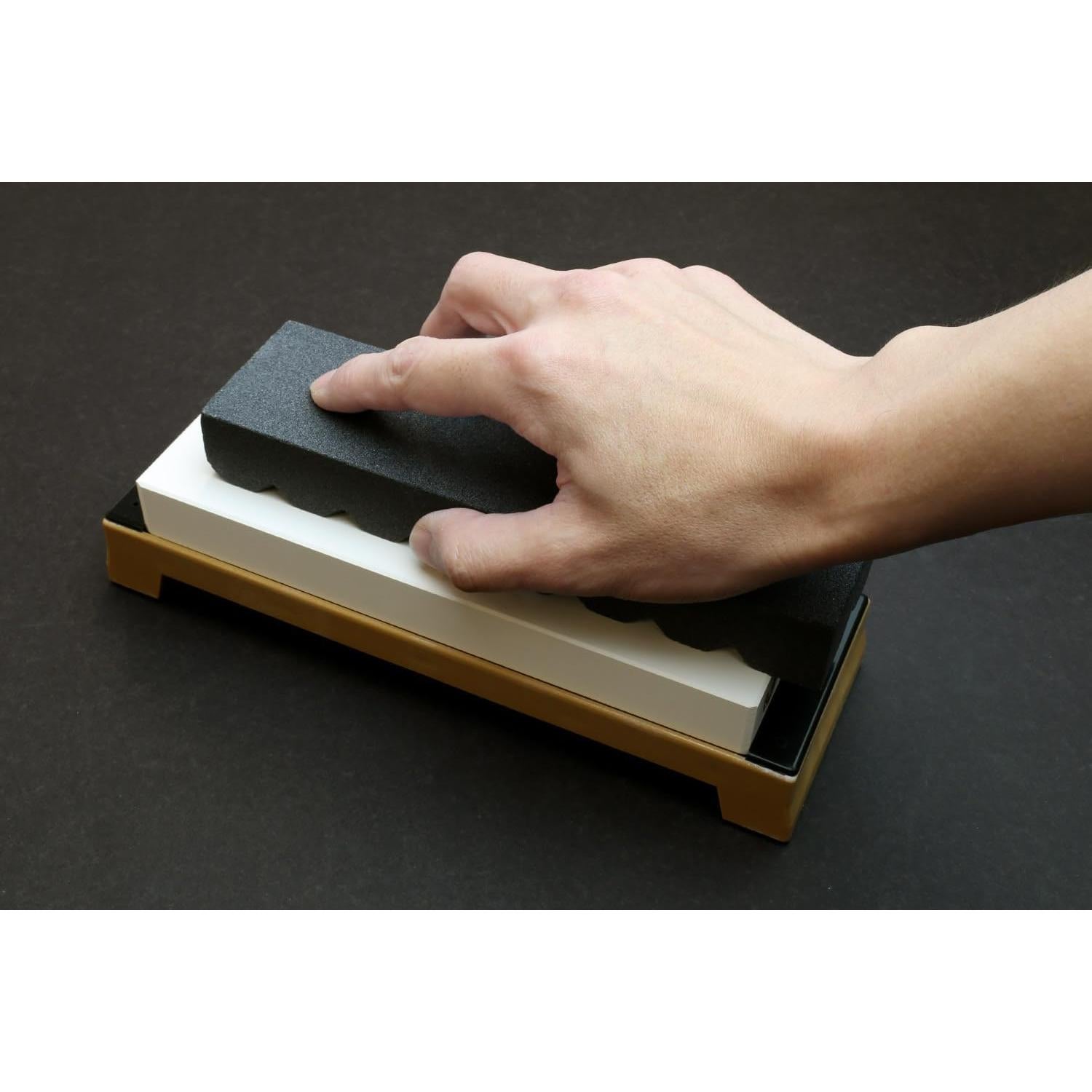 Piedra de Afilado Yoshihiro Regular Negra 0.57 kg