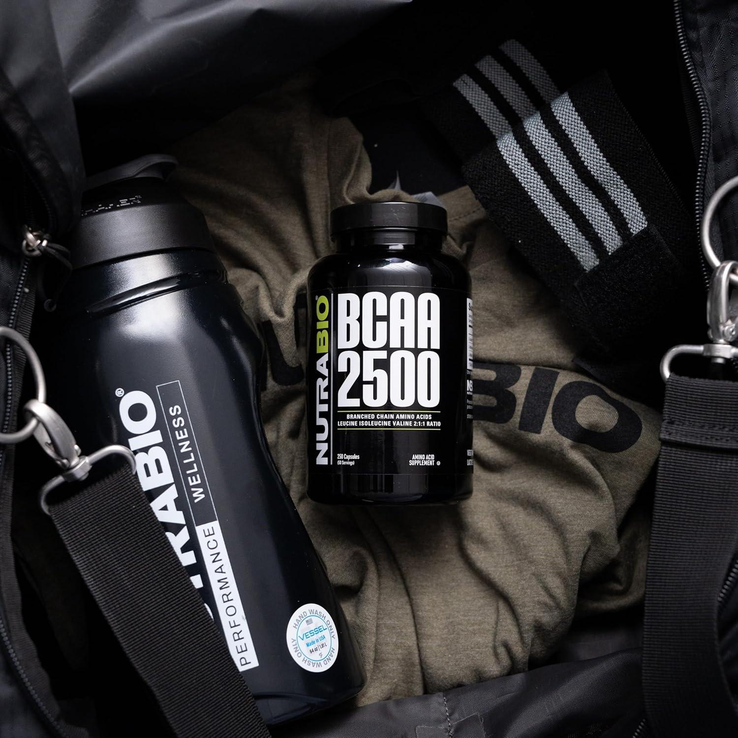 NutraBio BCAA 2500 - Aminoácidos Ramificados 250 Cápsulas