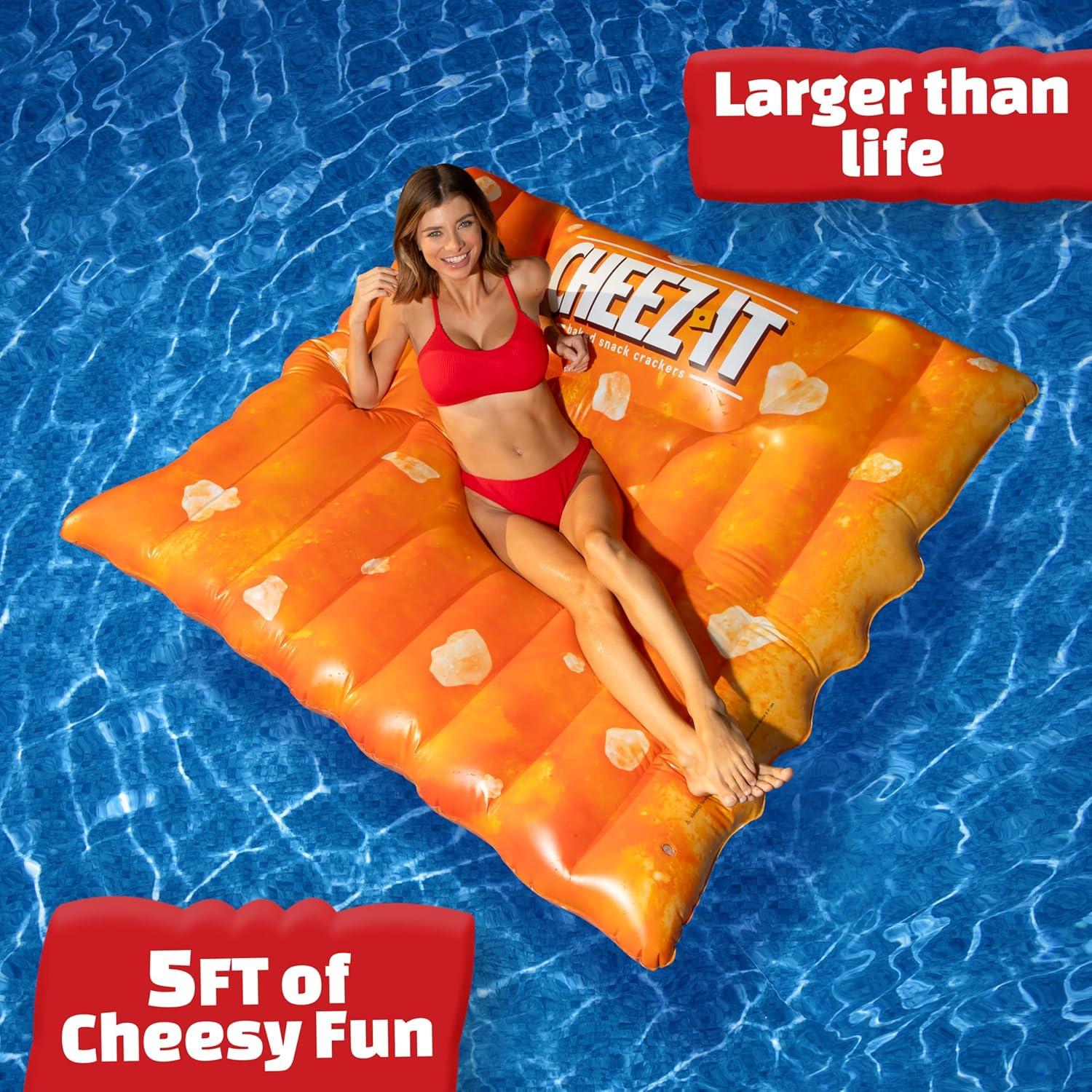 Flotador Inflable Extra Grande Cheez-It 1.37m Naranja
