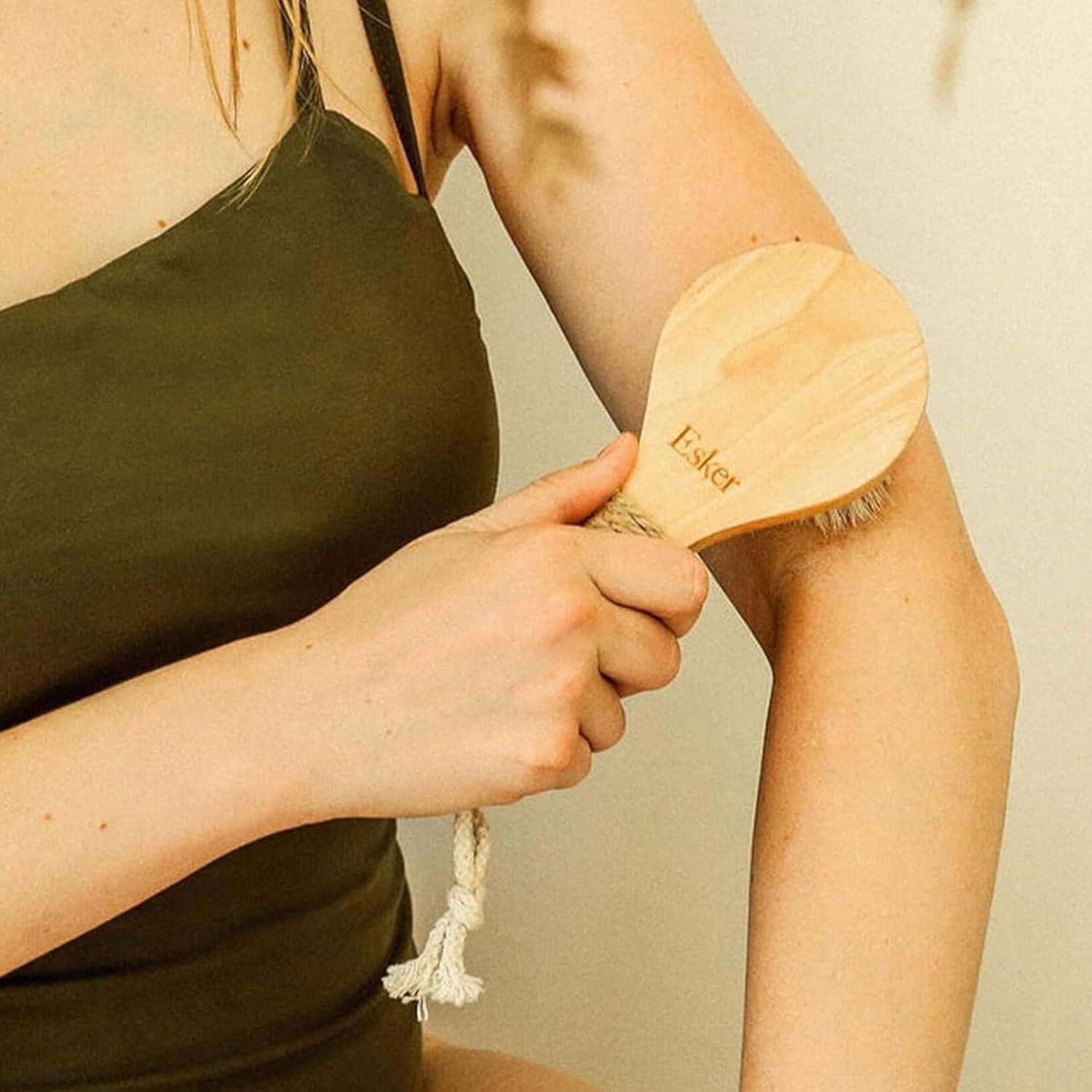 Cepillo Seco Esker Exfoliante de Madera Natural 20 cm