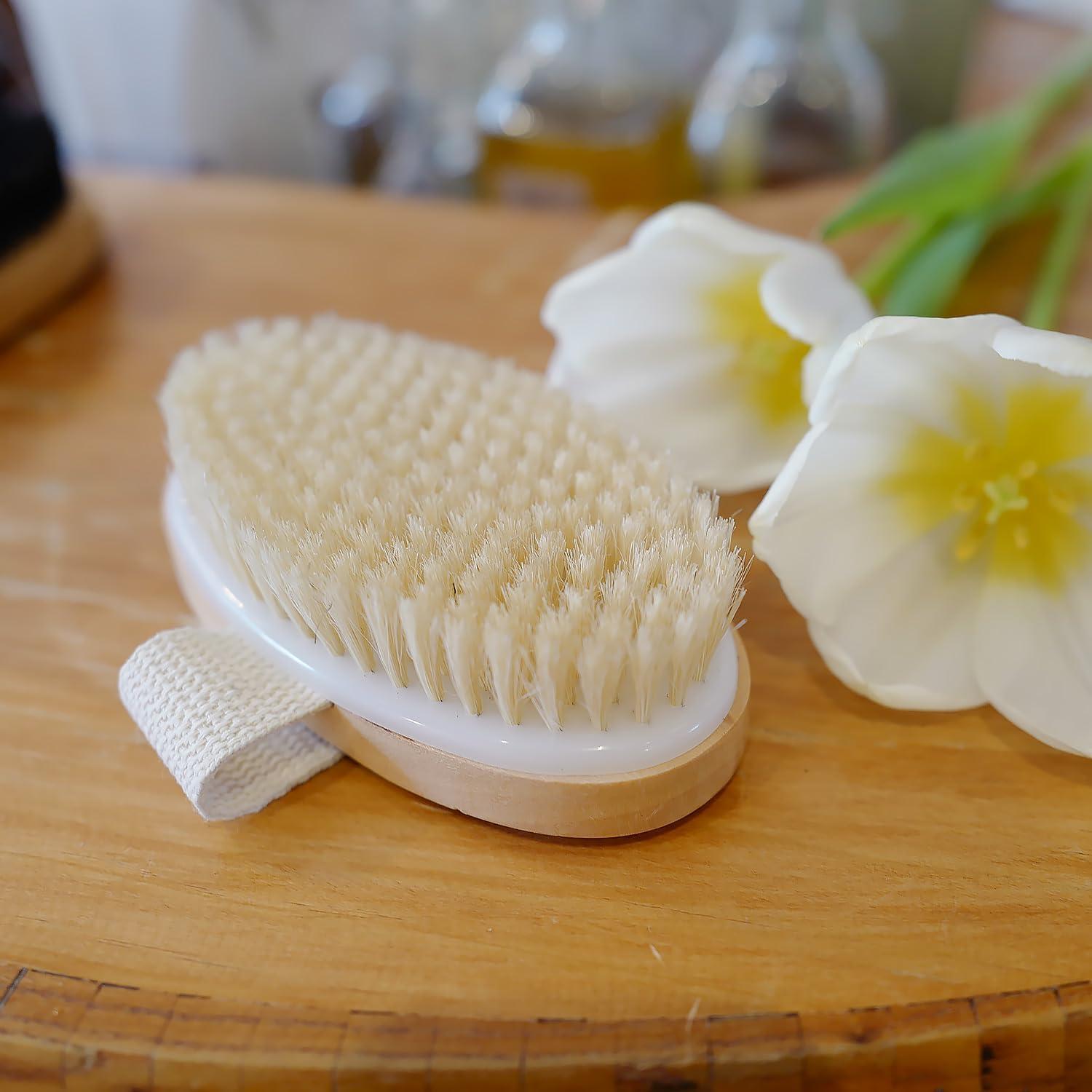 Cepillo corporal en seco Menesia - Exfoliante de cerdas naturales