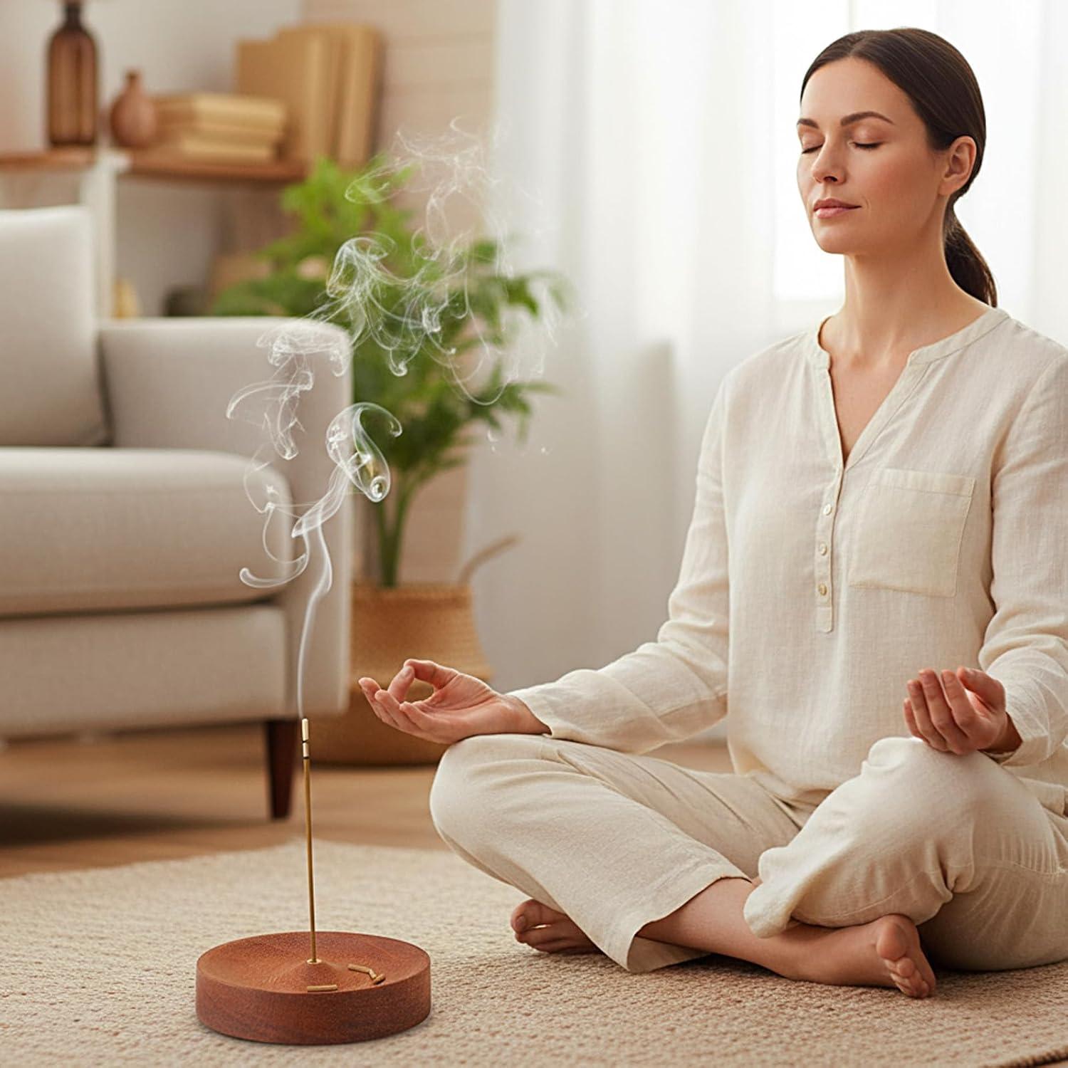 Soporte de Incienso Redondo MBAIYO de Madera Hecho a Mano 7.5cm