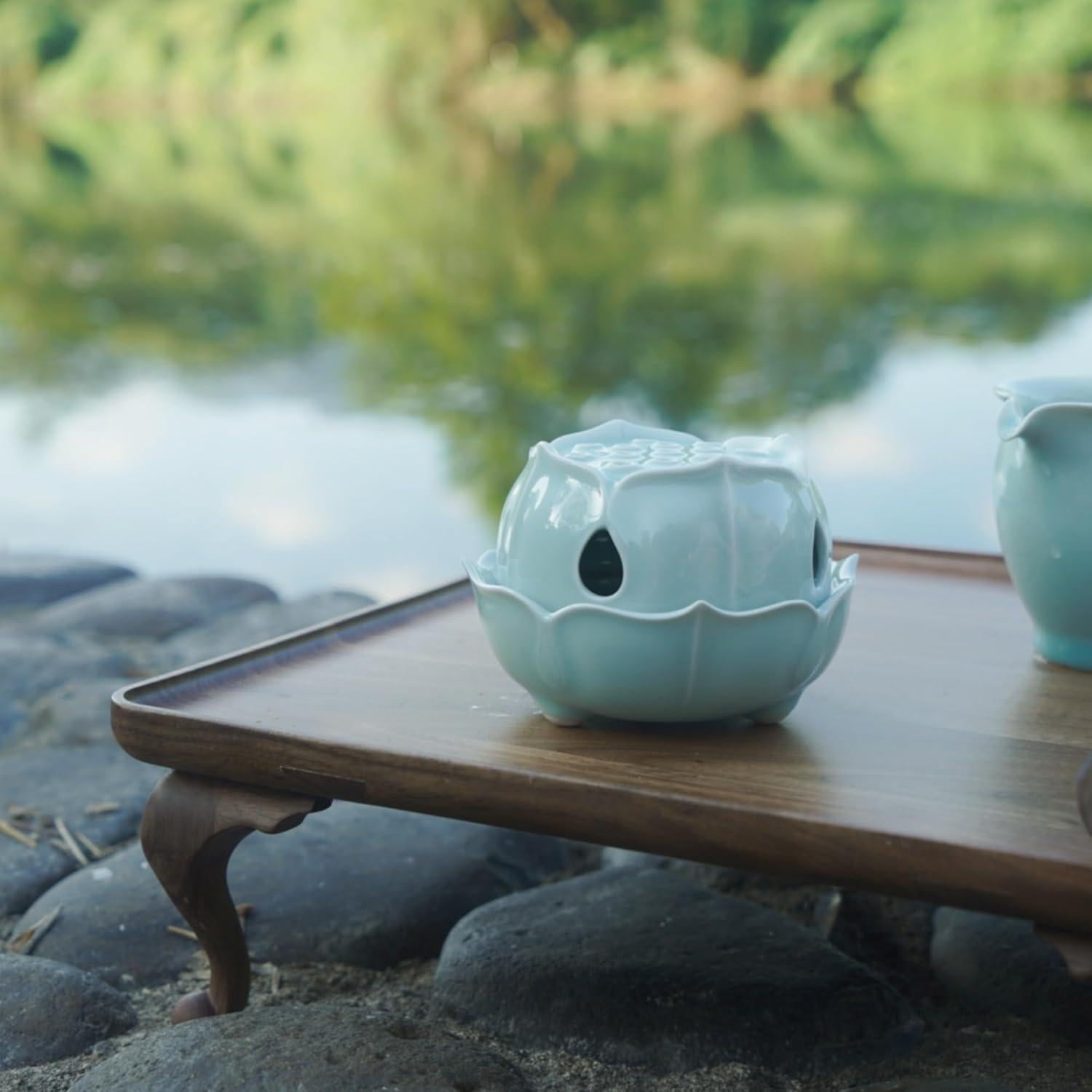 Quemador de Incienso Celadón Longquan Hecho a Mano - Soporte Cerámica Verde Jade