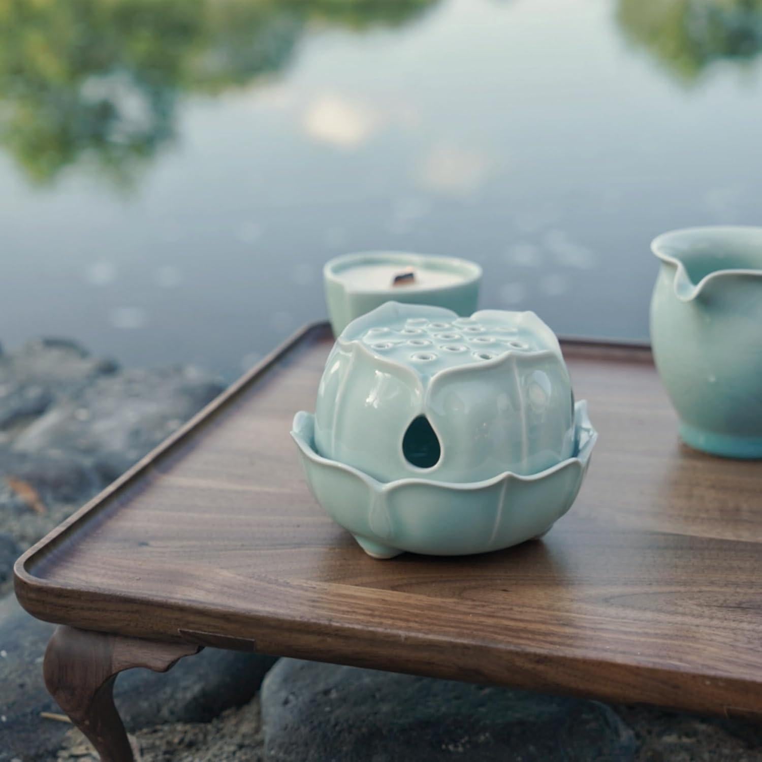 Quemador de Incienso Celadón Longquan Hecho a Mano - Soporte Cerámica Verde Jade