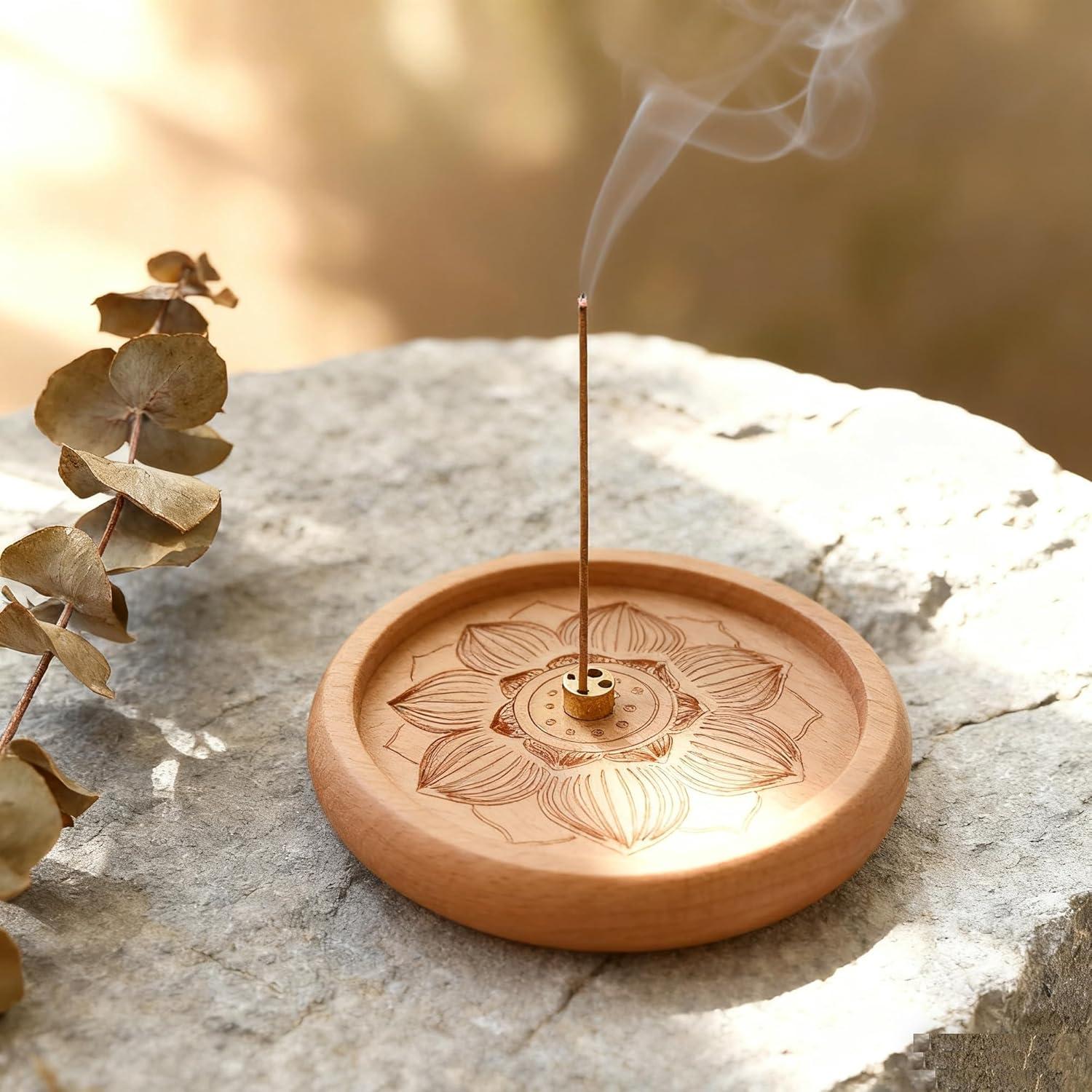 Quemador de Incienso Redondo Madera de Haya con Flor de Loto