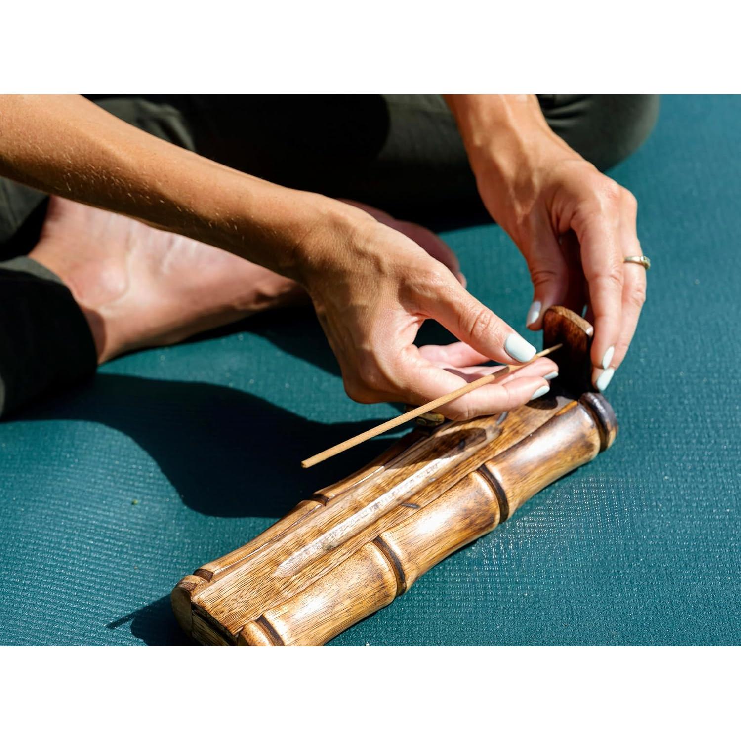 Soporte de Incienso TREELANCE de Madera de Mango con Almacenamiento