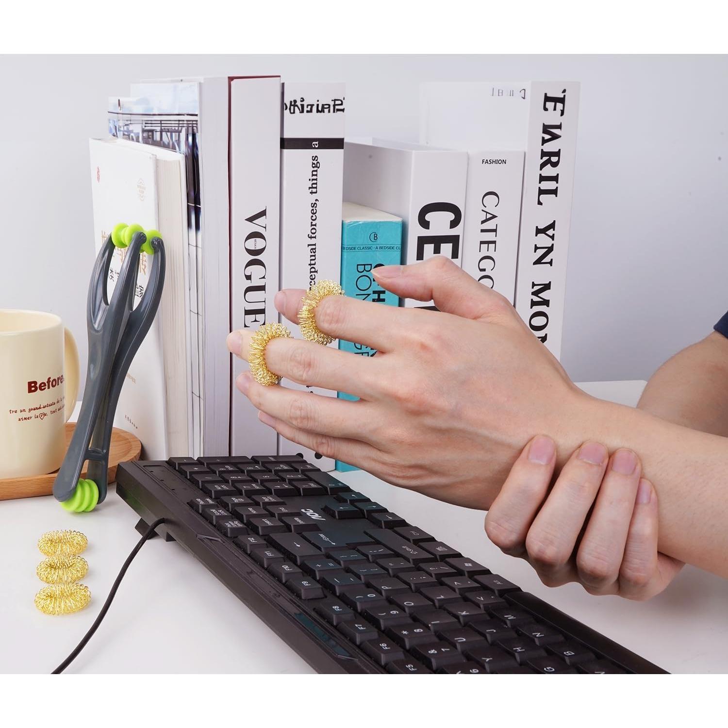 Rodillo Masajista de Dedos Cotsoco 2-en-1 con Acupresión