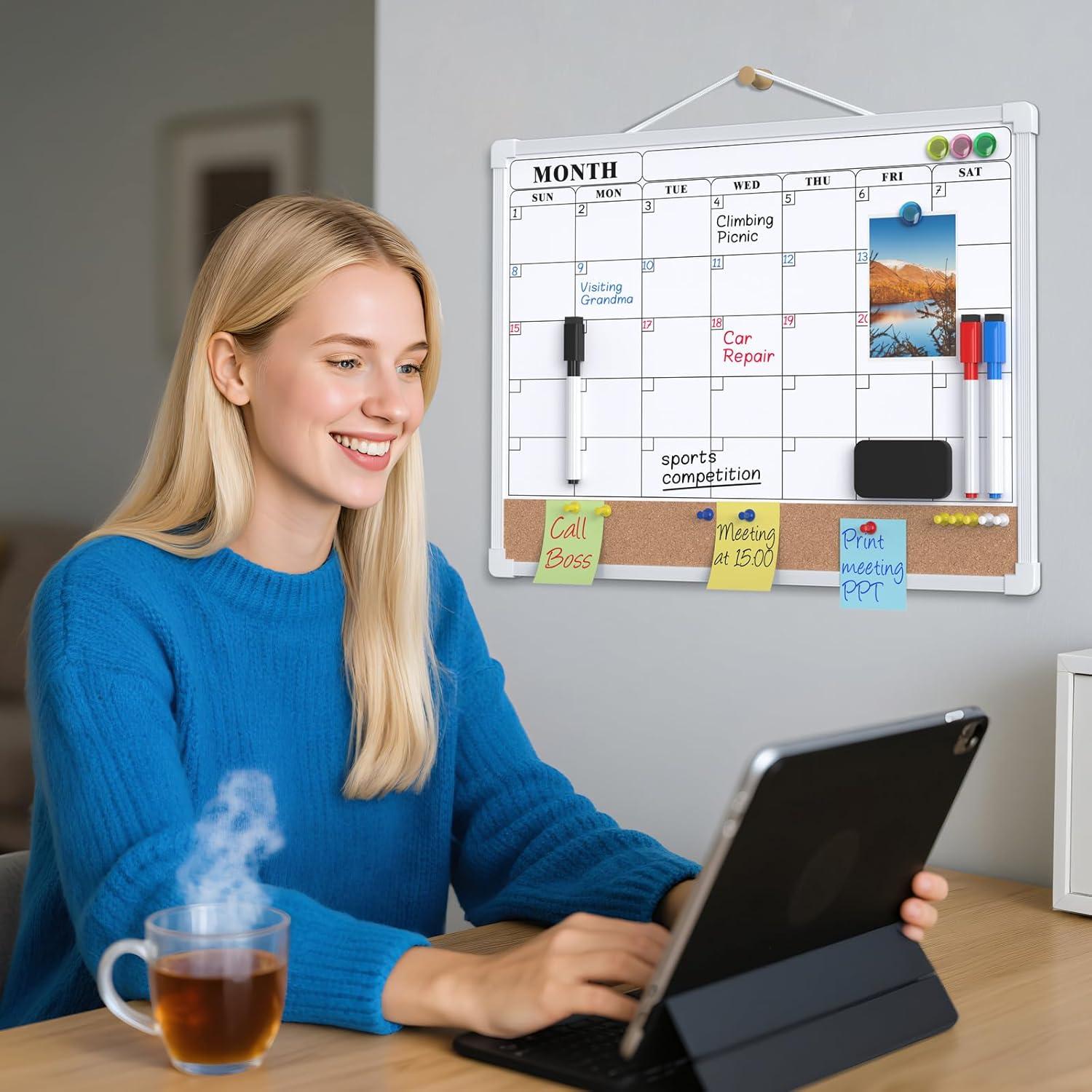 Calendario Mensual Pizarra Blanca MaxGear 40.64x30.48cm Doble Cara