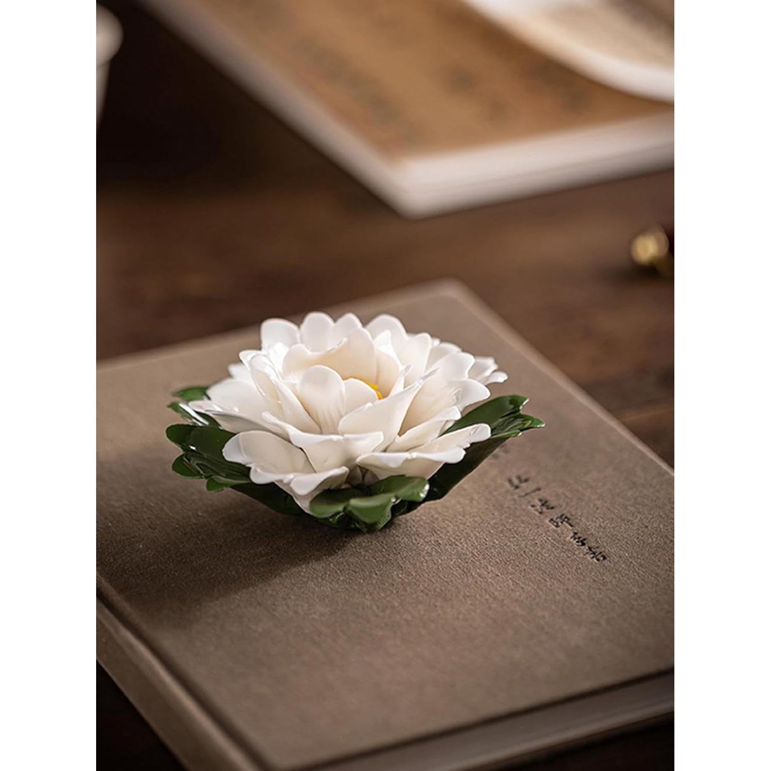 Soporte para Incienso de Porcelana Sand Flower Peonía Blanca 9.7cm