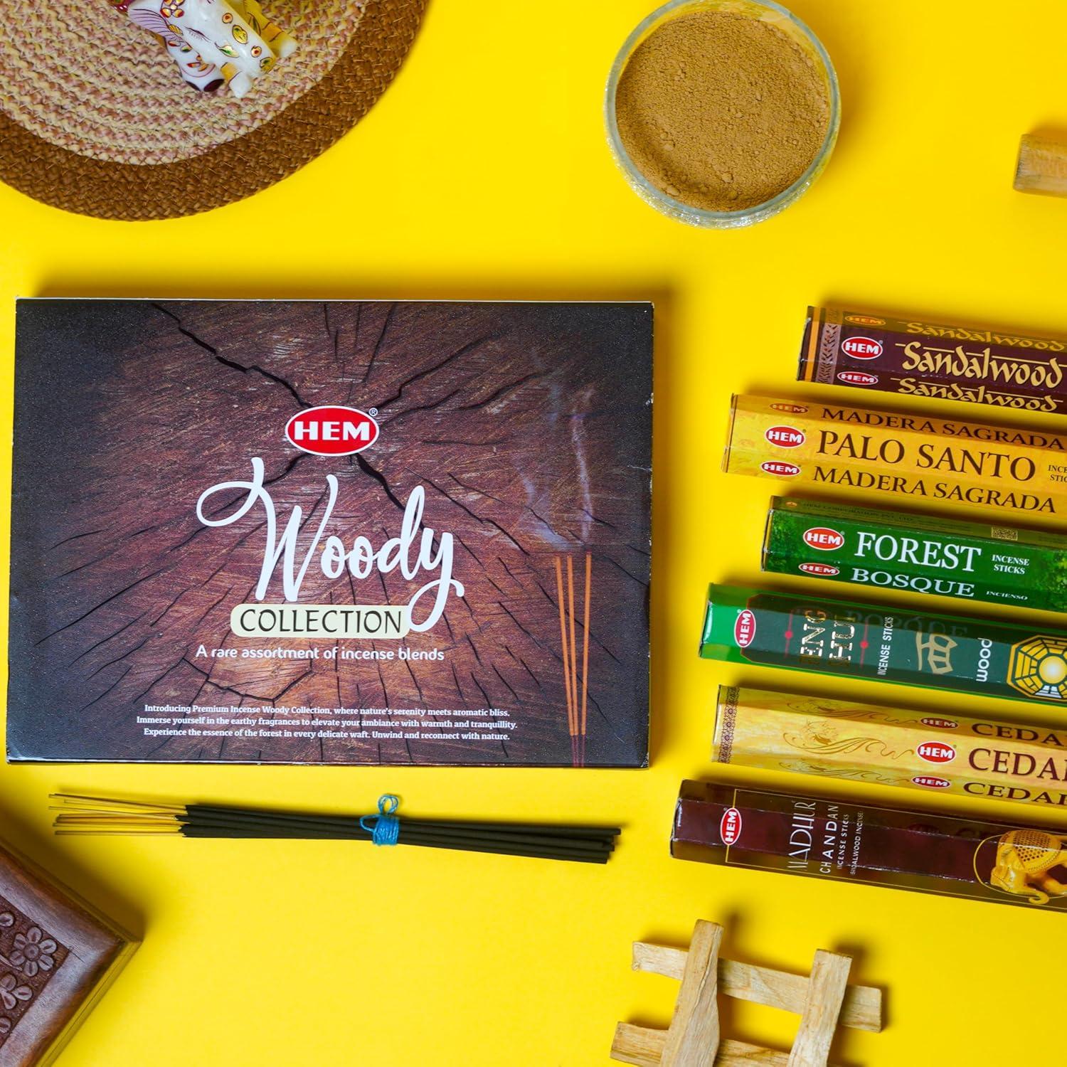 Incienso Premium HEM 120 Varitas Sándalo Palo Santo Cedro