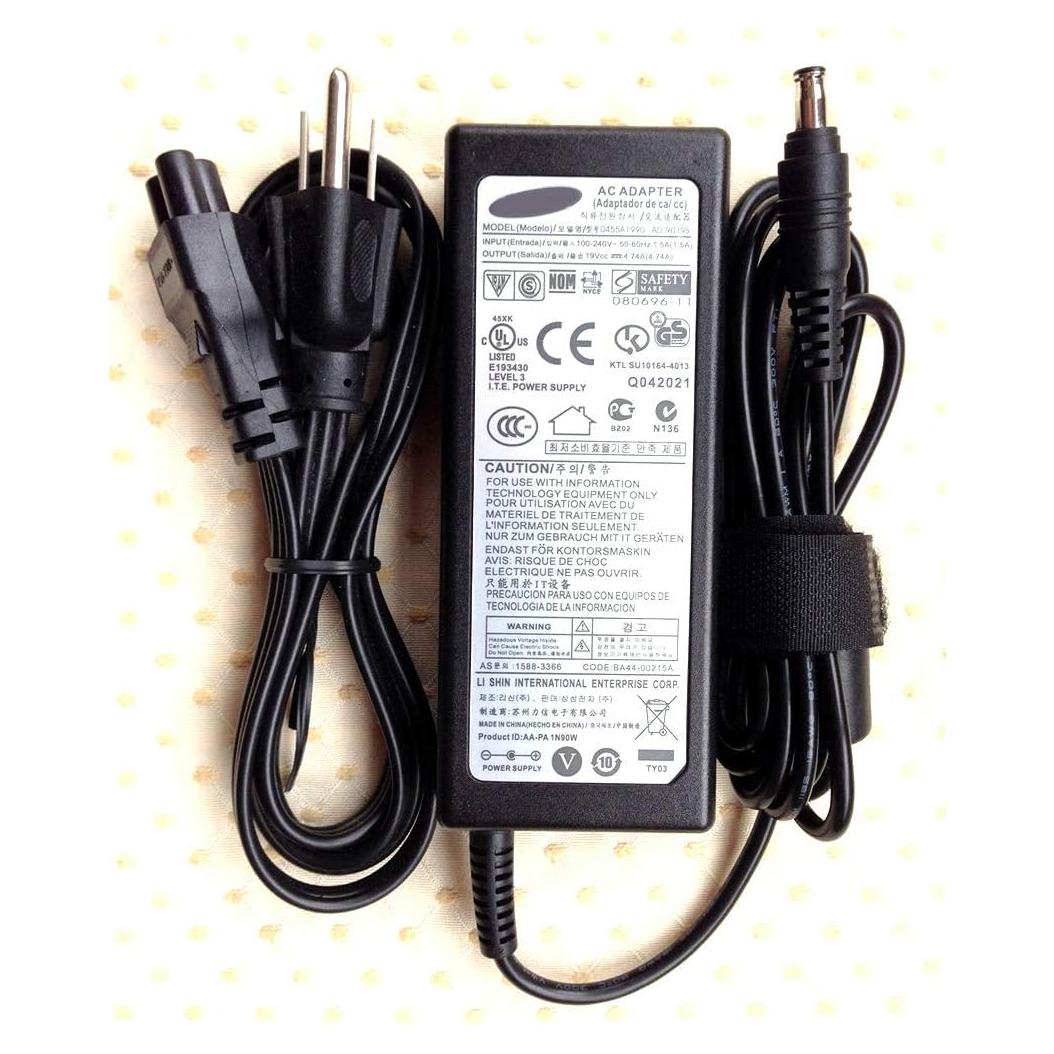 Cargador Original Samsung 19V 4.74A 90W ATIV Book 8