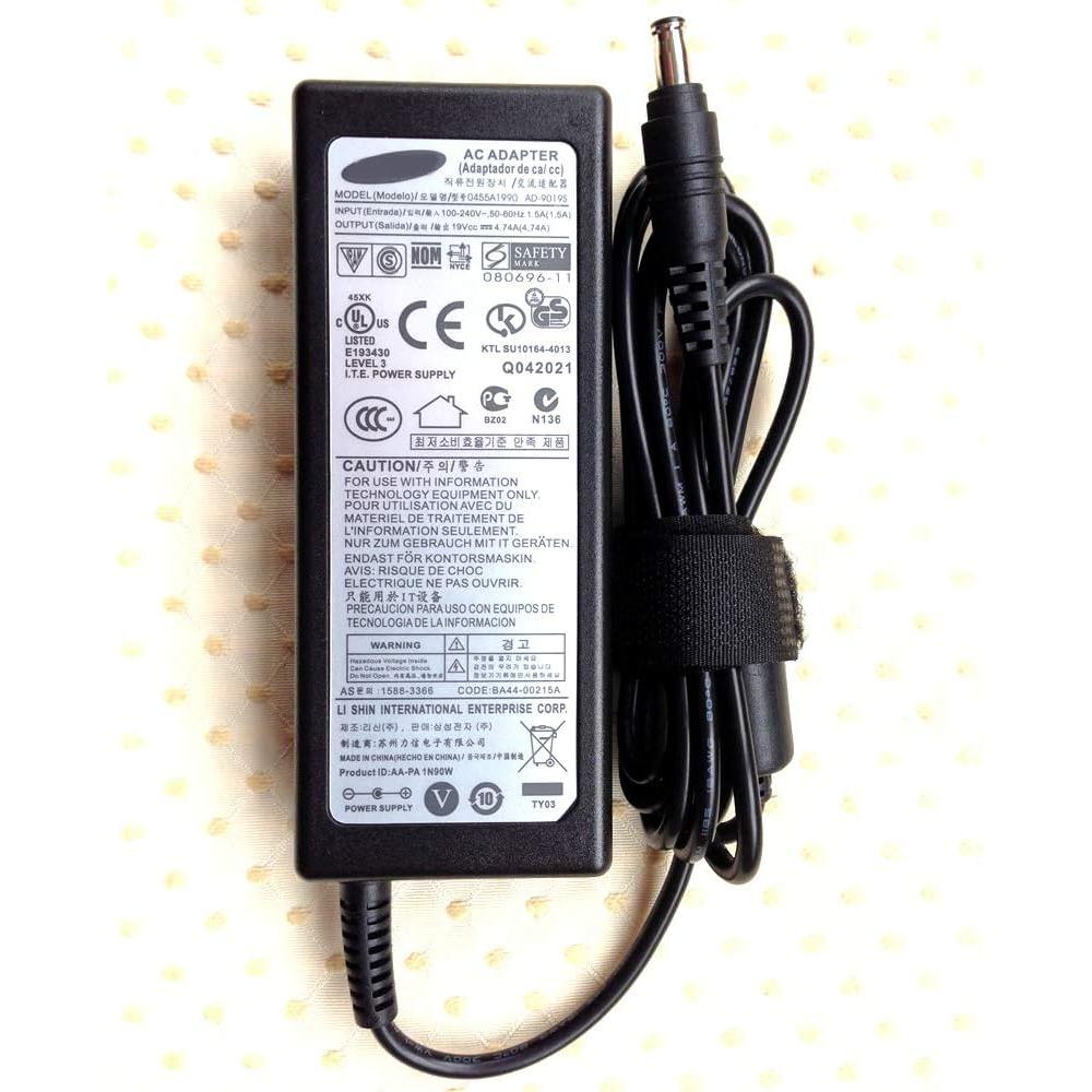 Cargador Original Samsung 19V 4.74A 90W ATIV Book 8