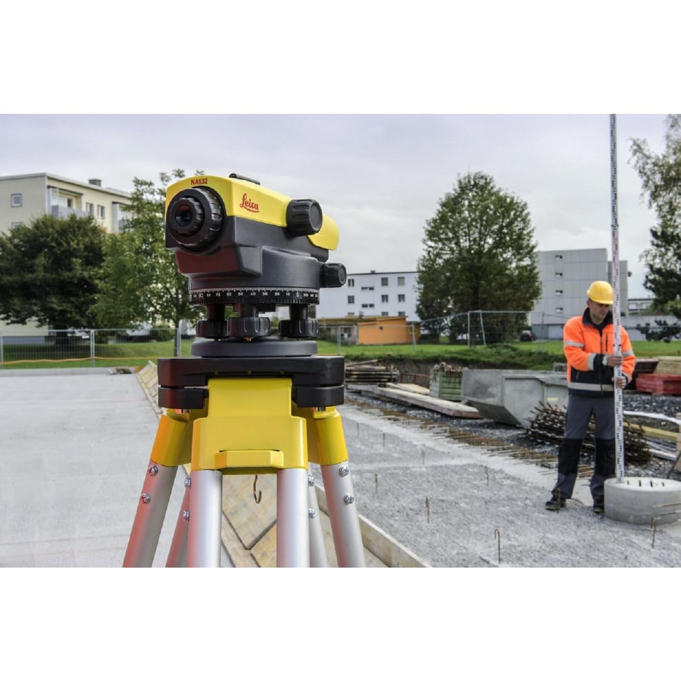 Nivel Óptico Automático Leica NA524 24x Zoom 2.27kg