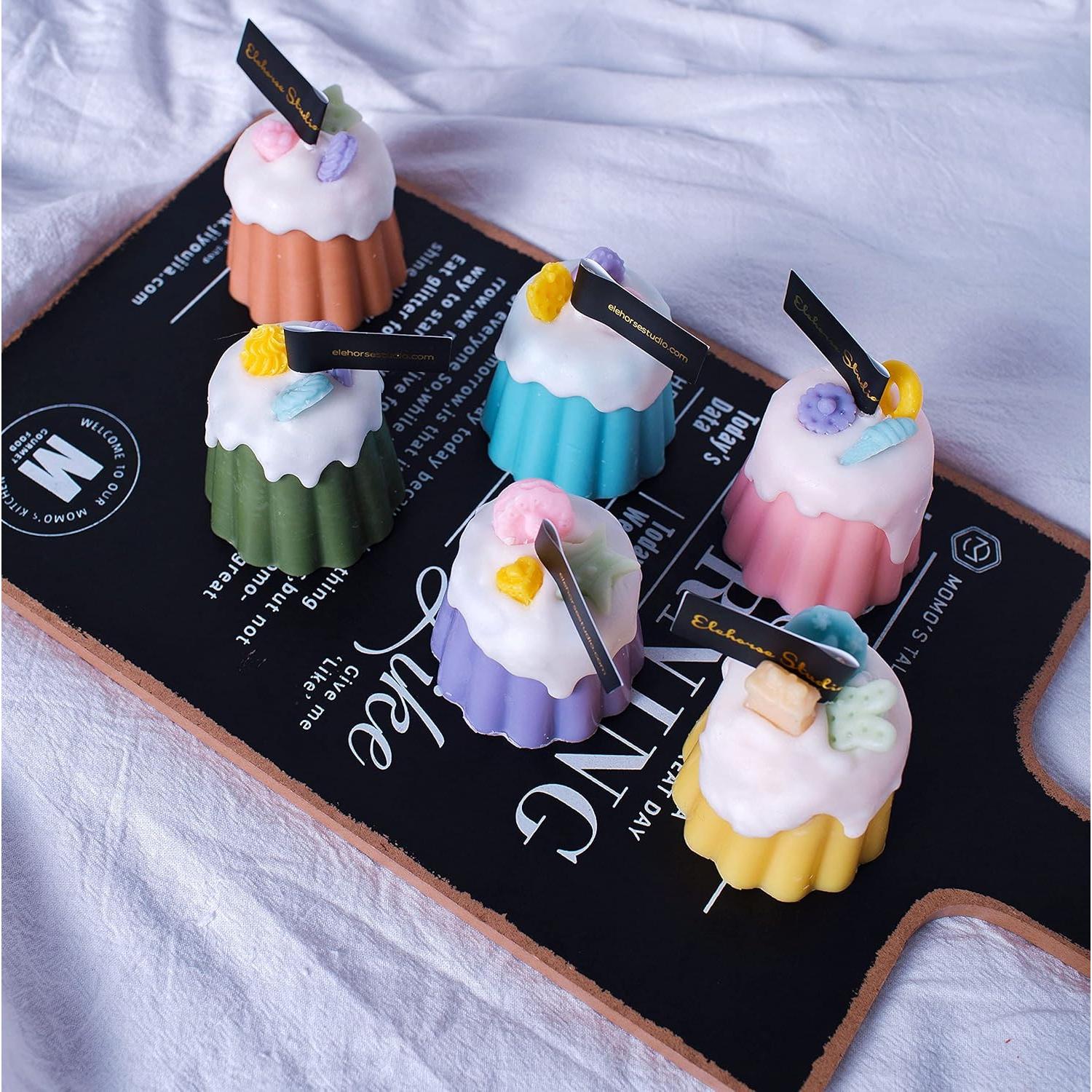 Molde para Canelé JRVT 12 Cavidades Antiadherente Dorado