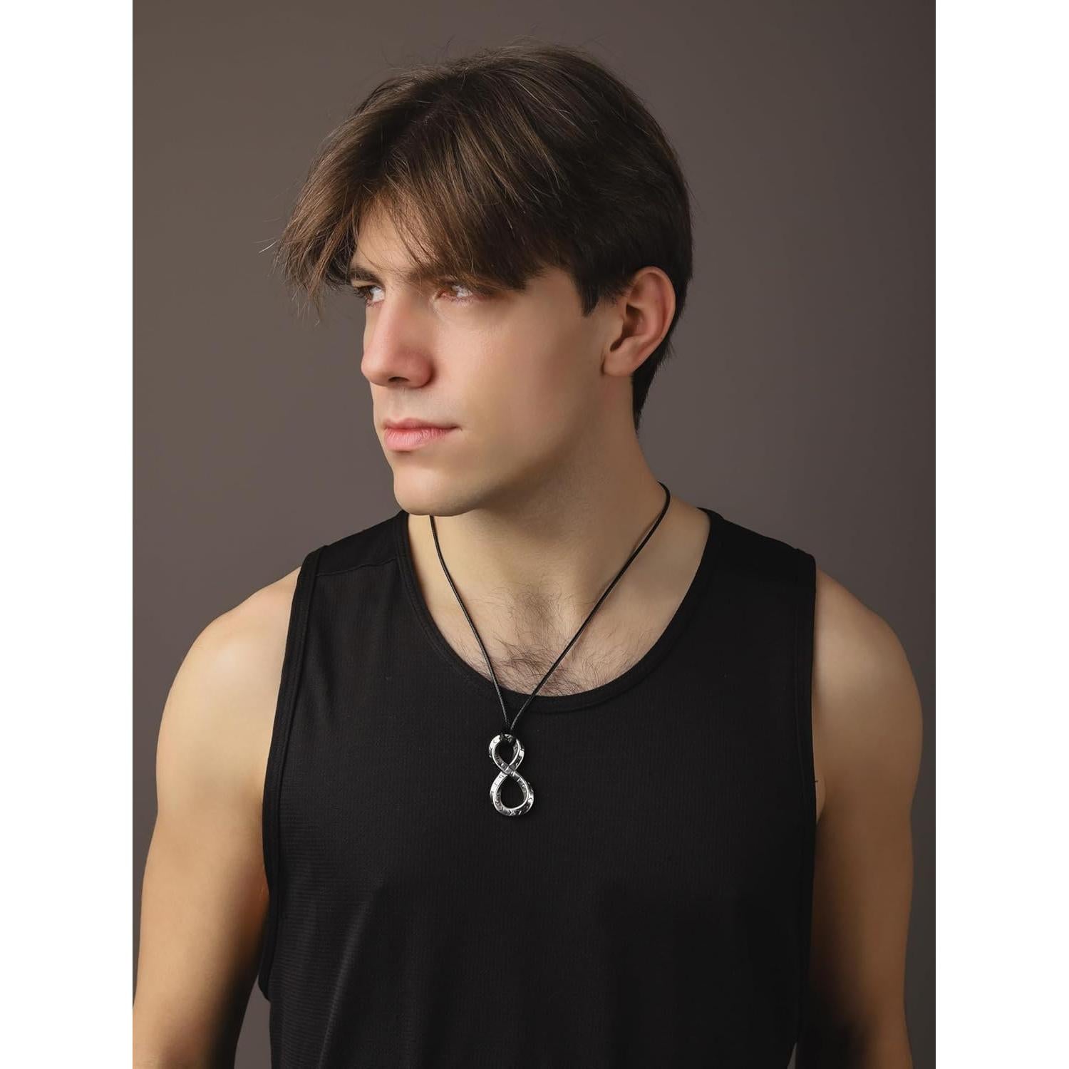 Collar de Runas Vikingas HAQUIL Talisman Infinito Acero Inoxidable