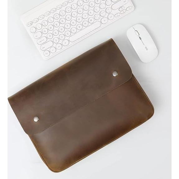 Portafolio de Cuero MILITARIA STUFFS A5 para Laptop 15.6"