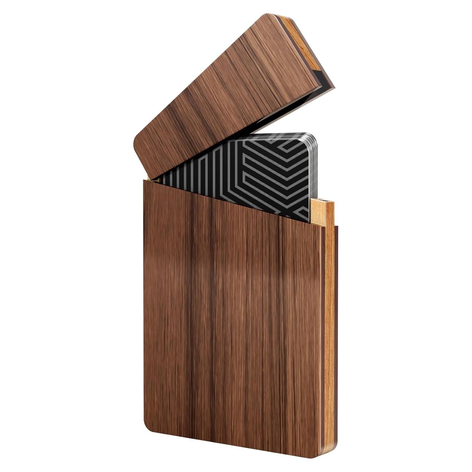 Soporte de Tarjetas de Visita de Madera MaxGear, Cierre Magnético