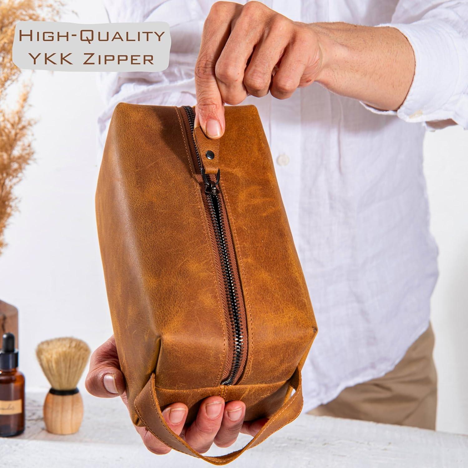 Bolsa de Aseo de Cuero Personalizada Dopp - Regalo para Hombres