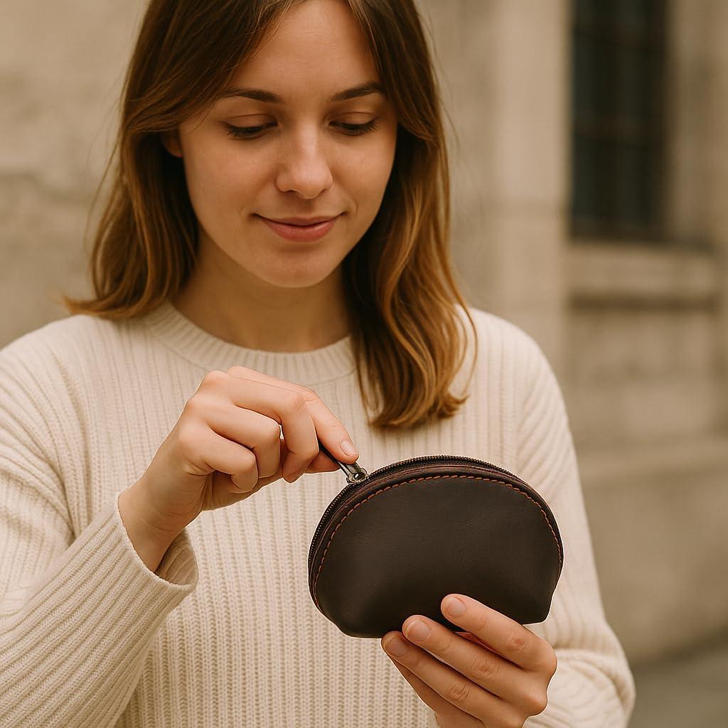 Estuche de Monedas de Cuero CestAntiQ Moon Pocket Marrón