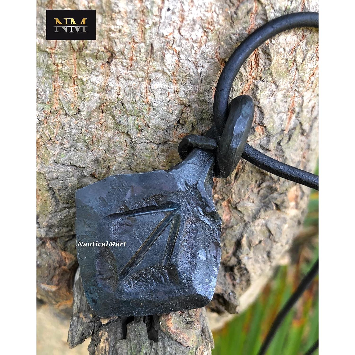 Collar Talisman Vikingo de Hierro Forjado Nauticalmart