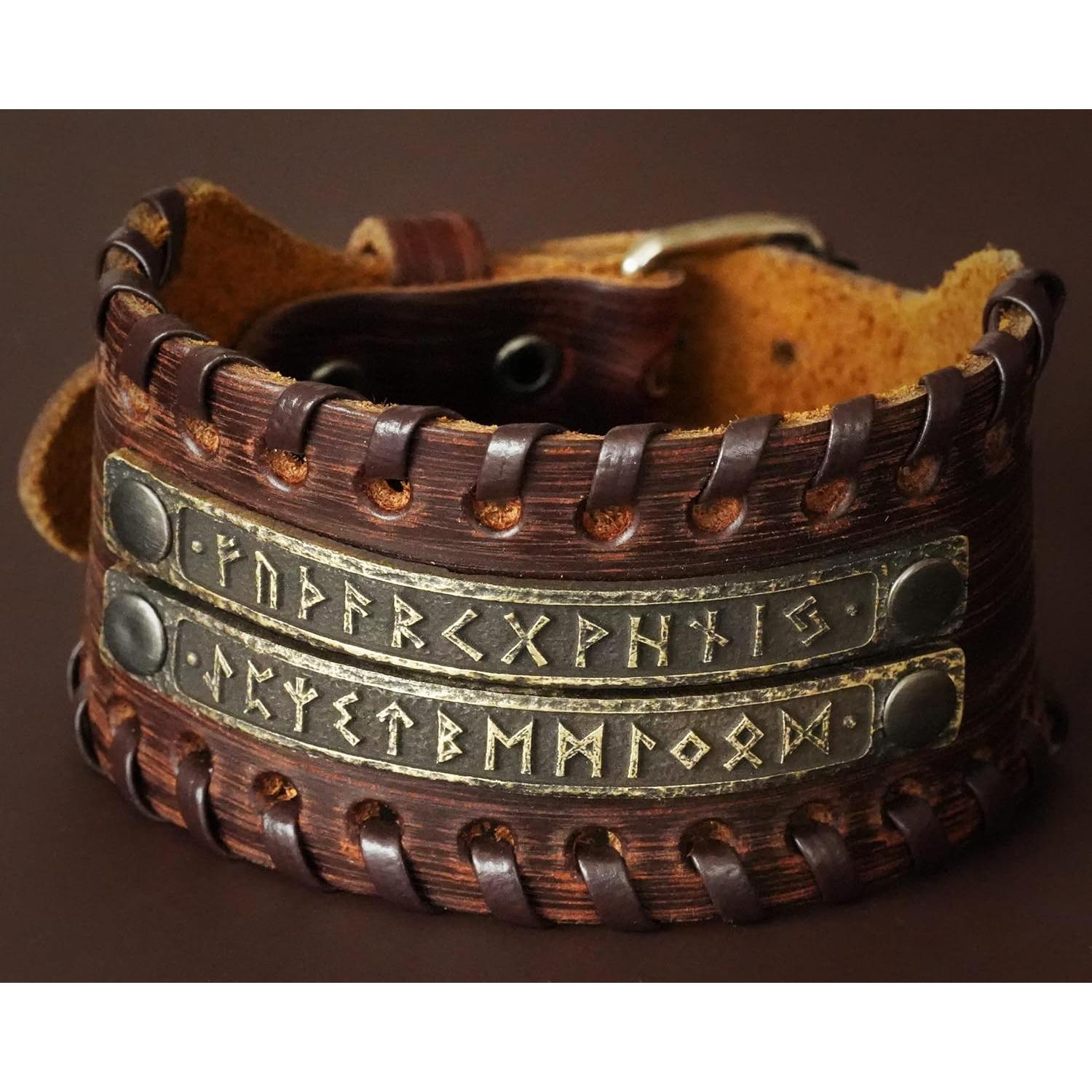 Pulsera de Cuero Genuino Baldur Jewelry con Runas Vikingas Ajustable