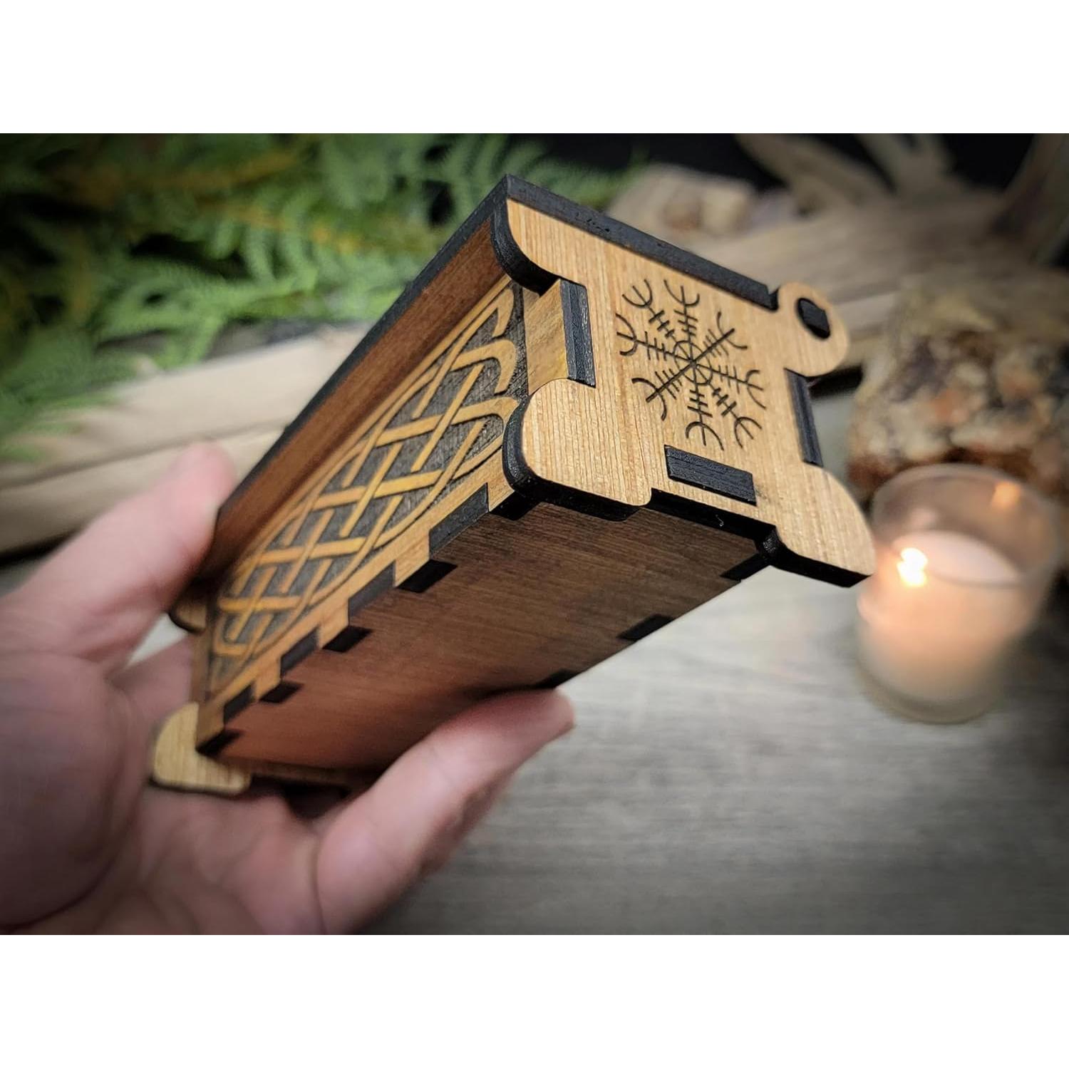 Juego de Runas Vikingas de Roble - 25 Piezas con Caja