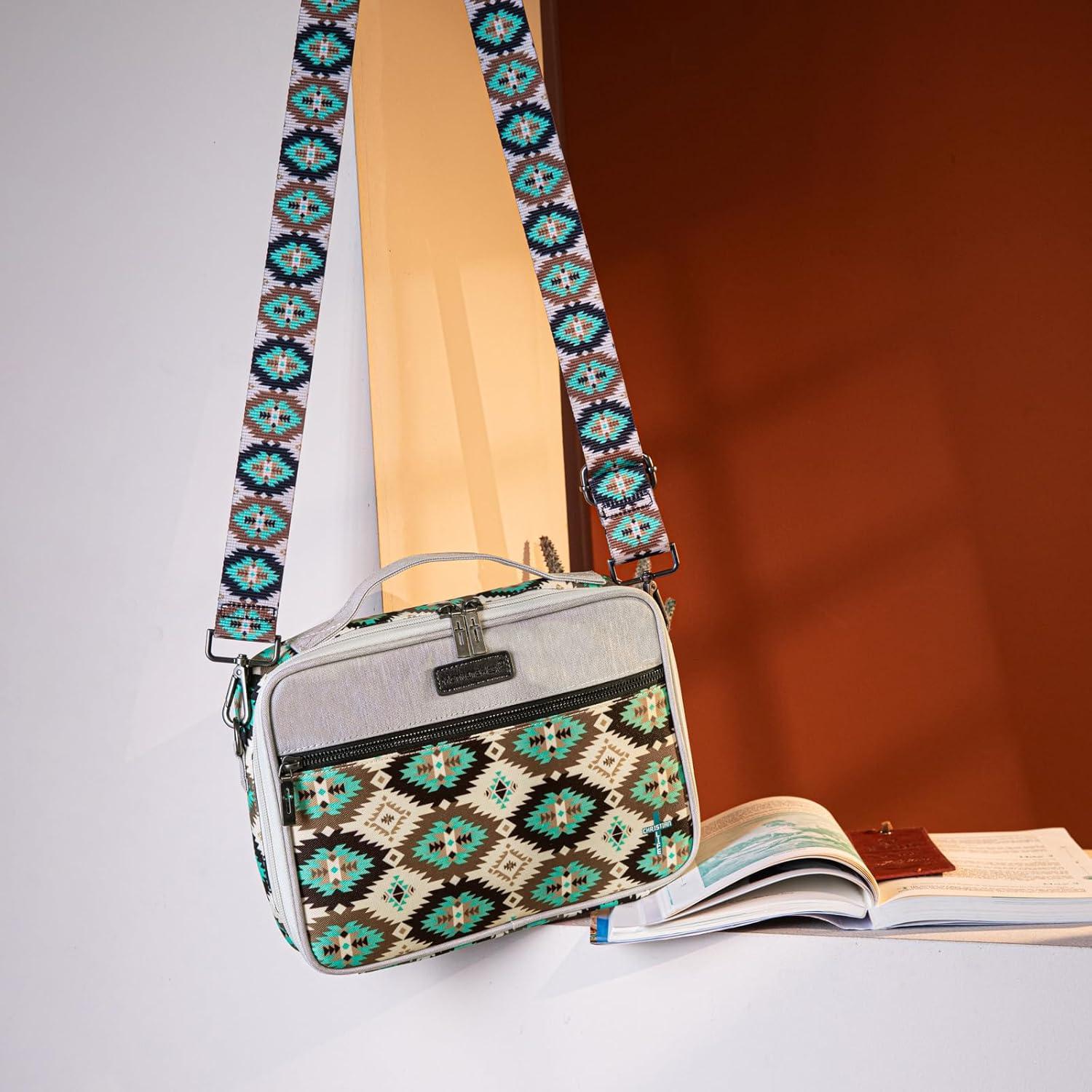 Cubierta de Biblia Montana West Verde con Marcador de Cuero