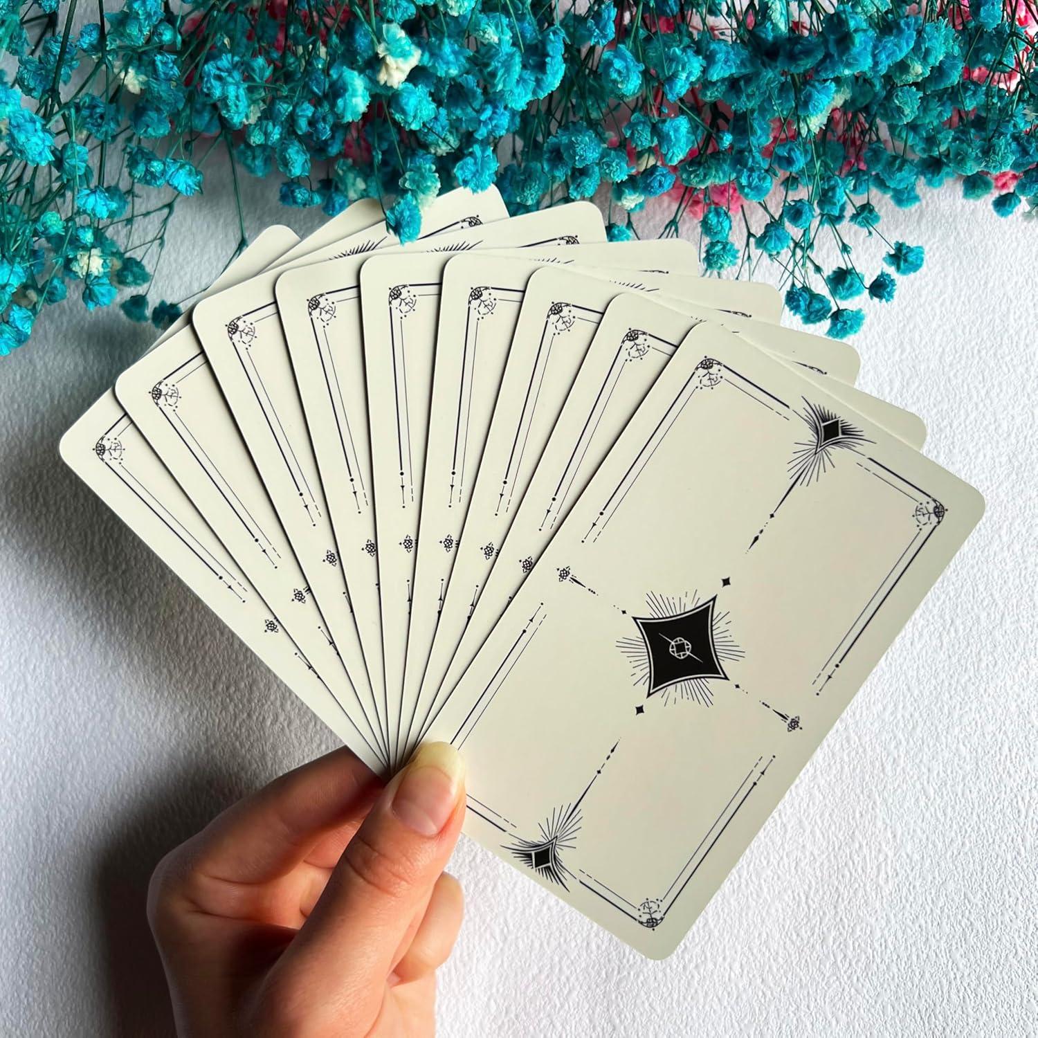 Baraja de Tarot Daydream para Principiantes - 78 Cartas Surrealistas