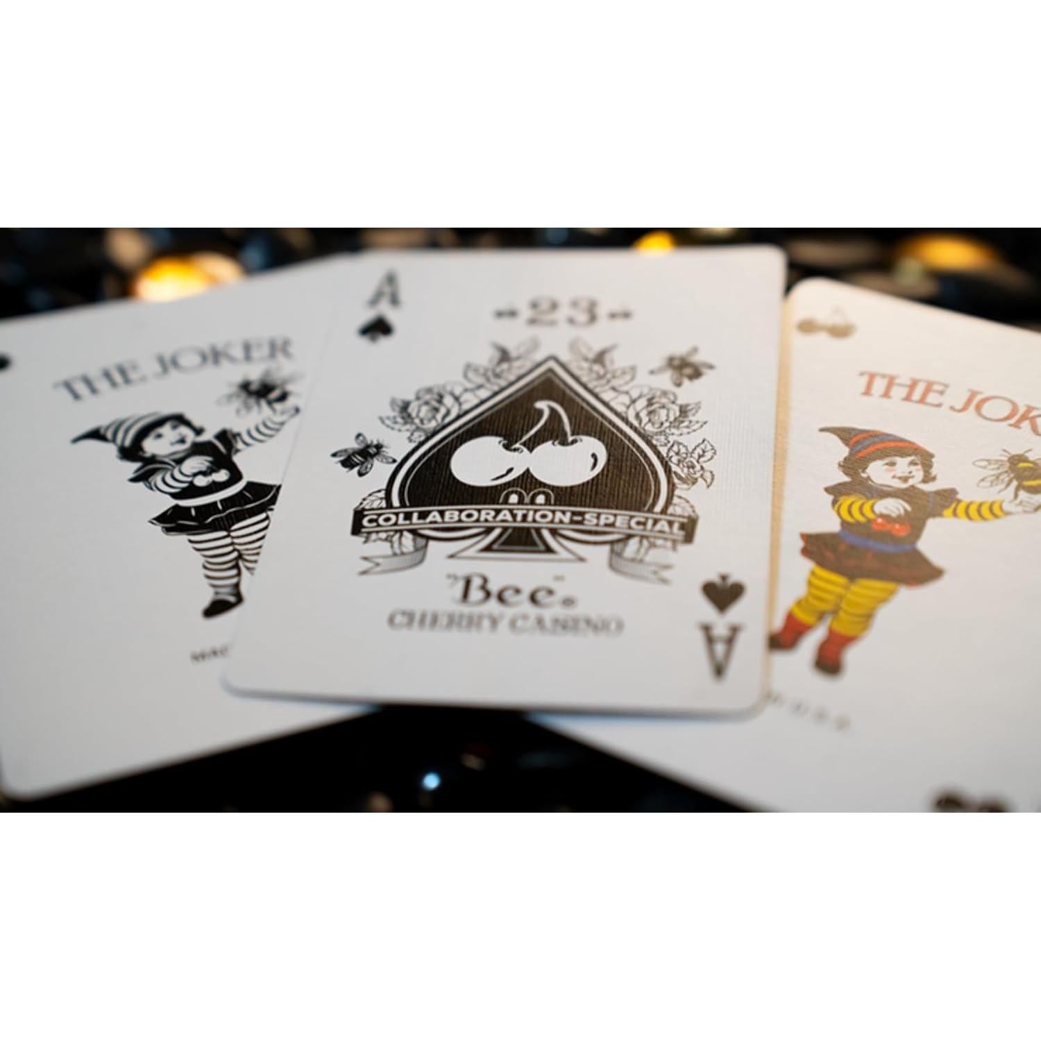 Baraja de Cartas Limitada Bee X Cherry Azul - Suministros Mágicos