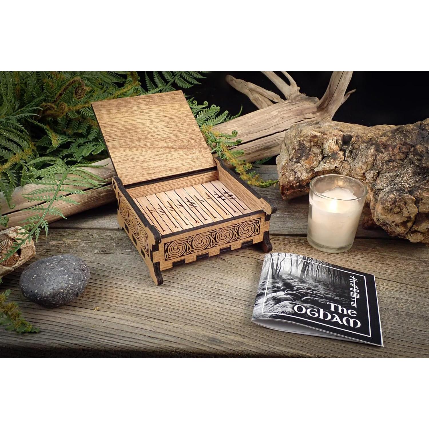 Conjunto de Runas Ogham Celta de Madera de Roble con Caja