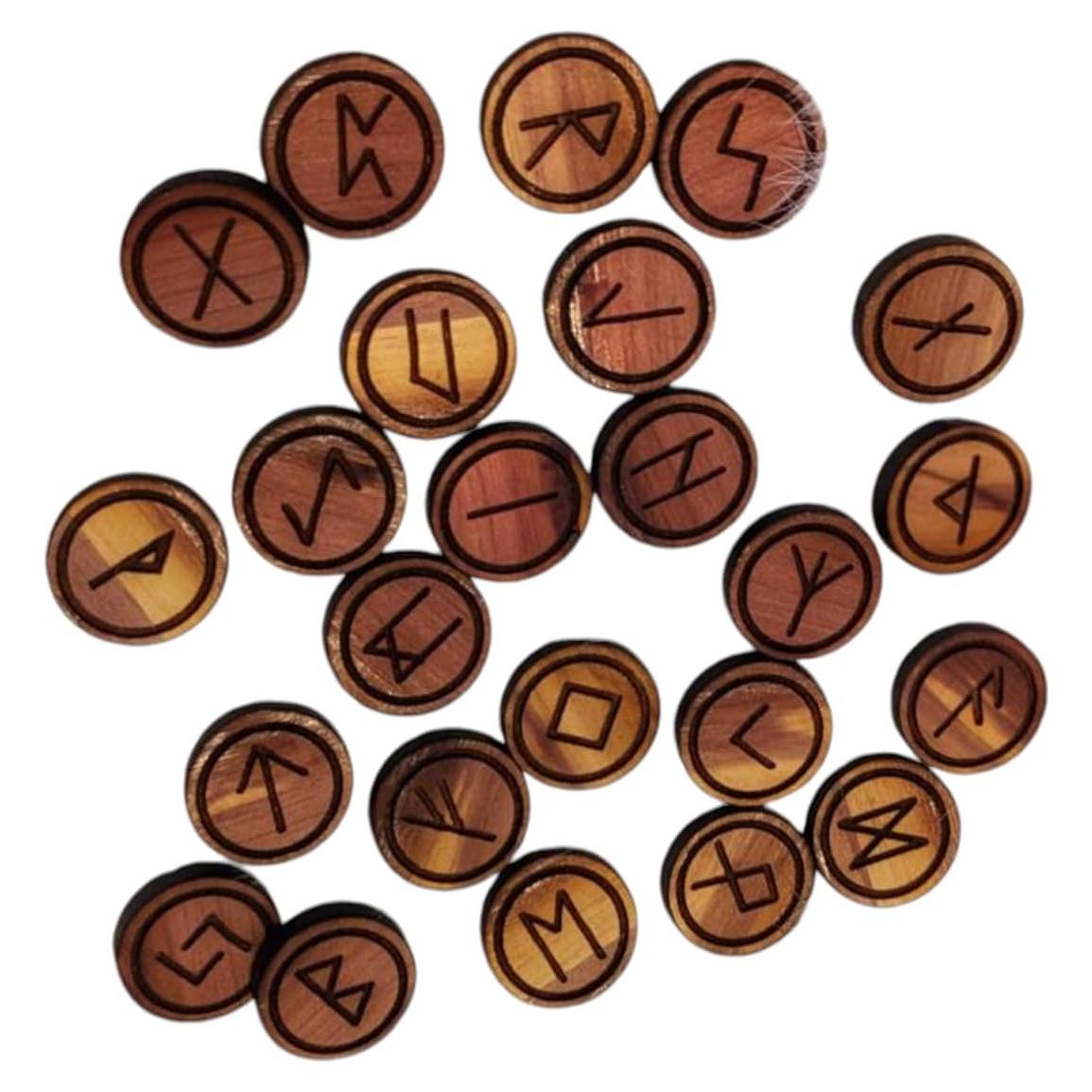 Juego de 24 Runas Elder Futhark de Cedro Rojo - Adivinación