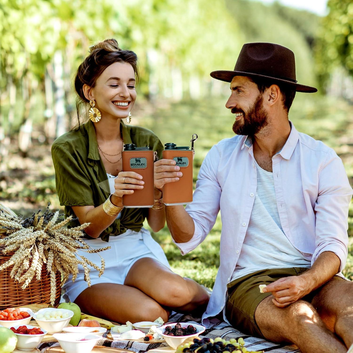 Funda de Cuero DITNAPY para Frasco Stanley 236ml con Embudo