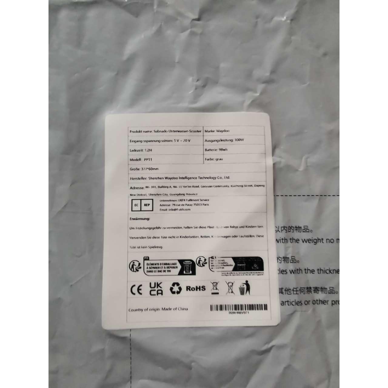 Scooter Submarino Waydoo Subnado Negro y Rojo 1.36 kg