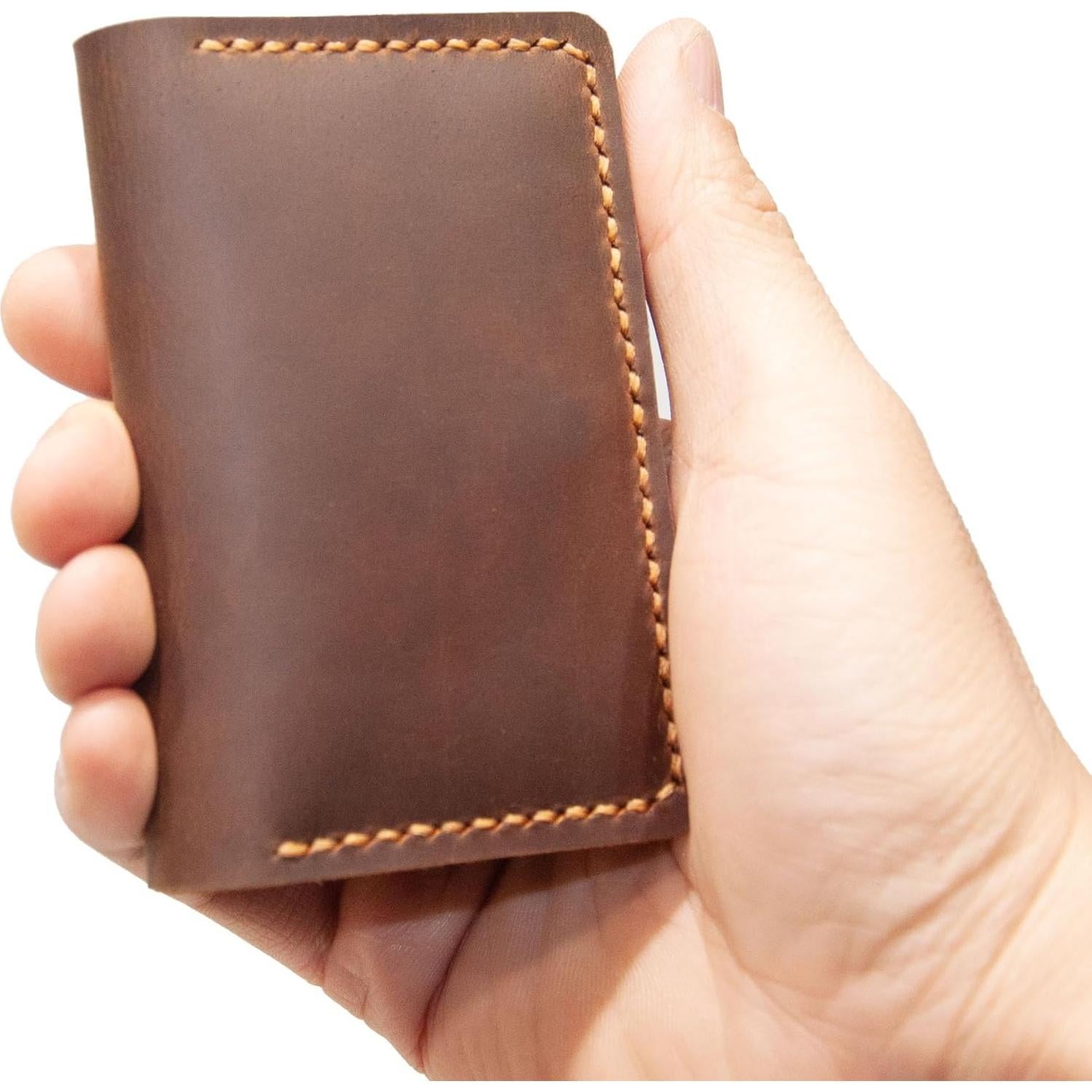 Porta Tarjetas de Cuero Genuino Marrón - Billetera Compacta con Cierre Magnético