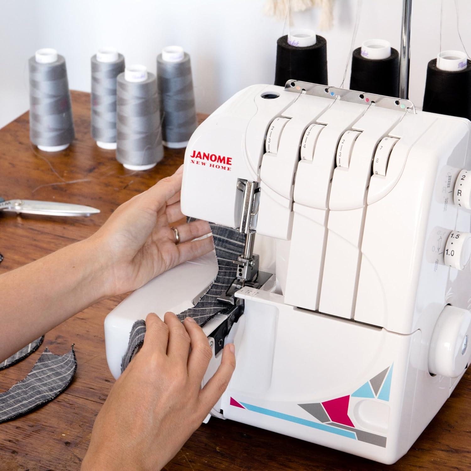 Máquina Overlock Janome MOD-8933 con Enhebrado Automático