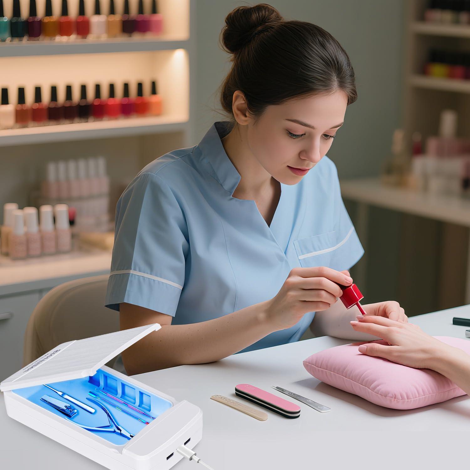 Limpiadora de Uñas TAKIYA USB con Luz Azul, Portátil