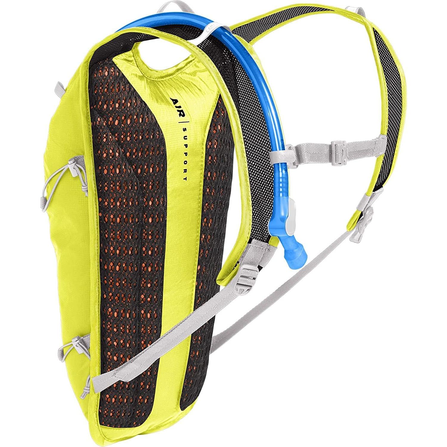 Mochila de Hidratación CamelBak Classic Light 2L Amarillo