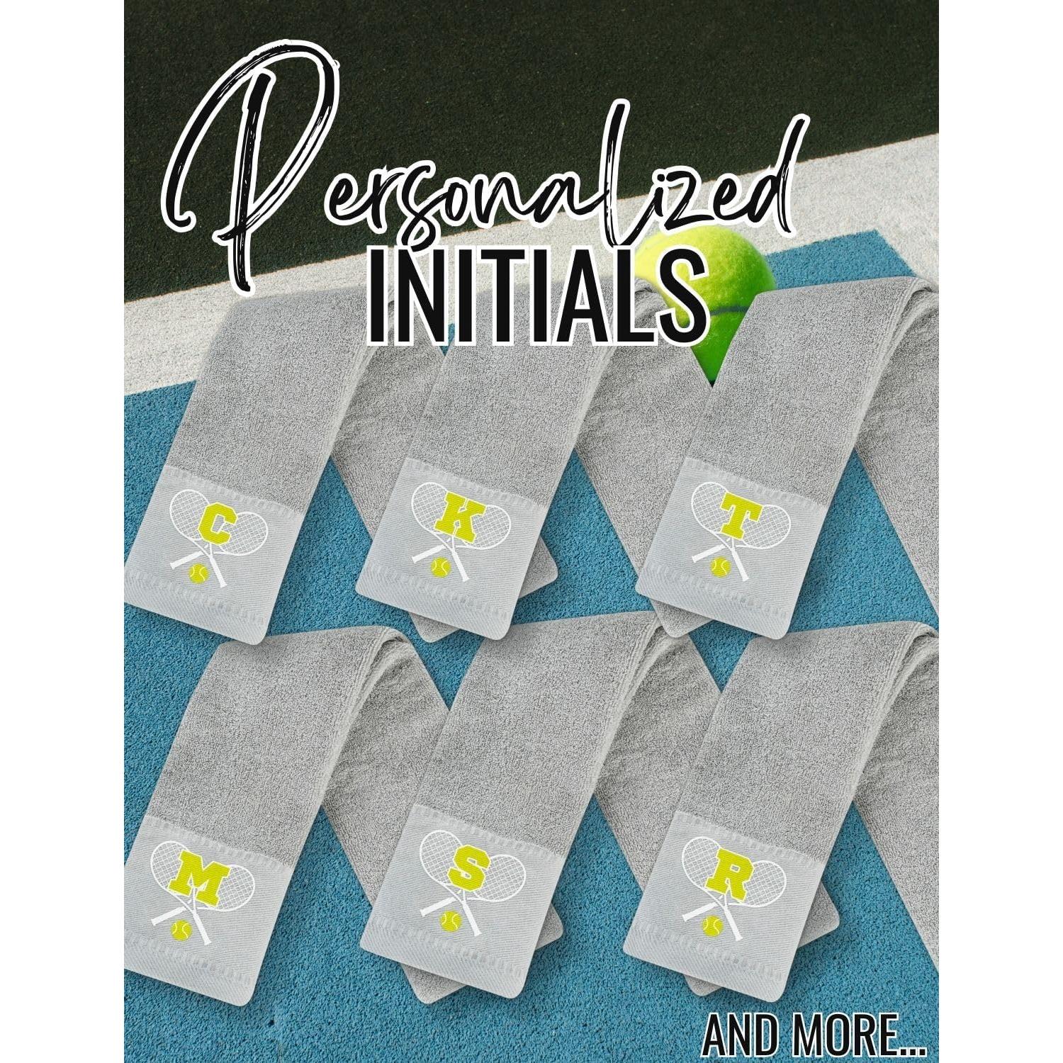 Toalla de Tenis Bordada CybGene Inicial J Suave y Absorbente