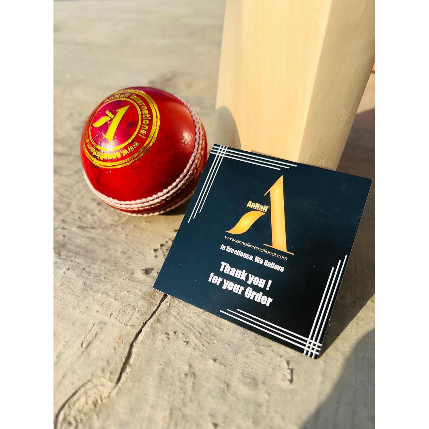 Pelota de Cricket AnNafi de Cuero Rojo Cosida a Mano - Senior